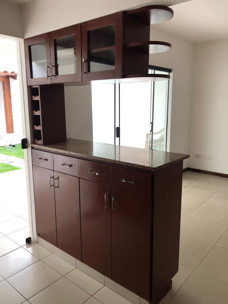 CASA EN VENTA DE 3 DORMITORIOS EN EXCELENTE ESTADO - INMUEBLE NUMERO 415