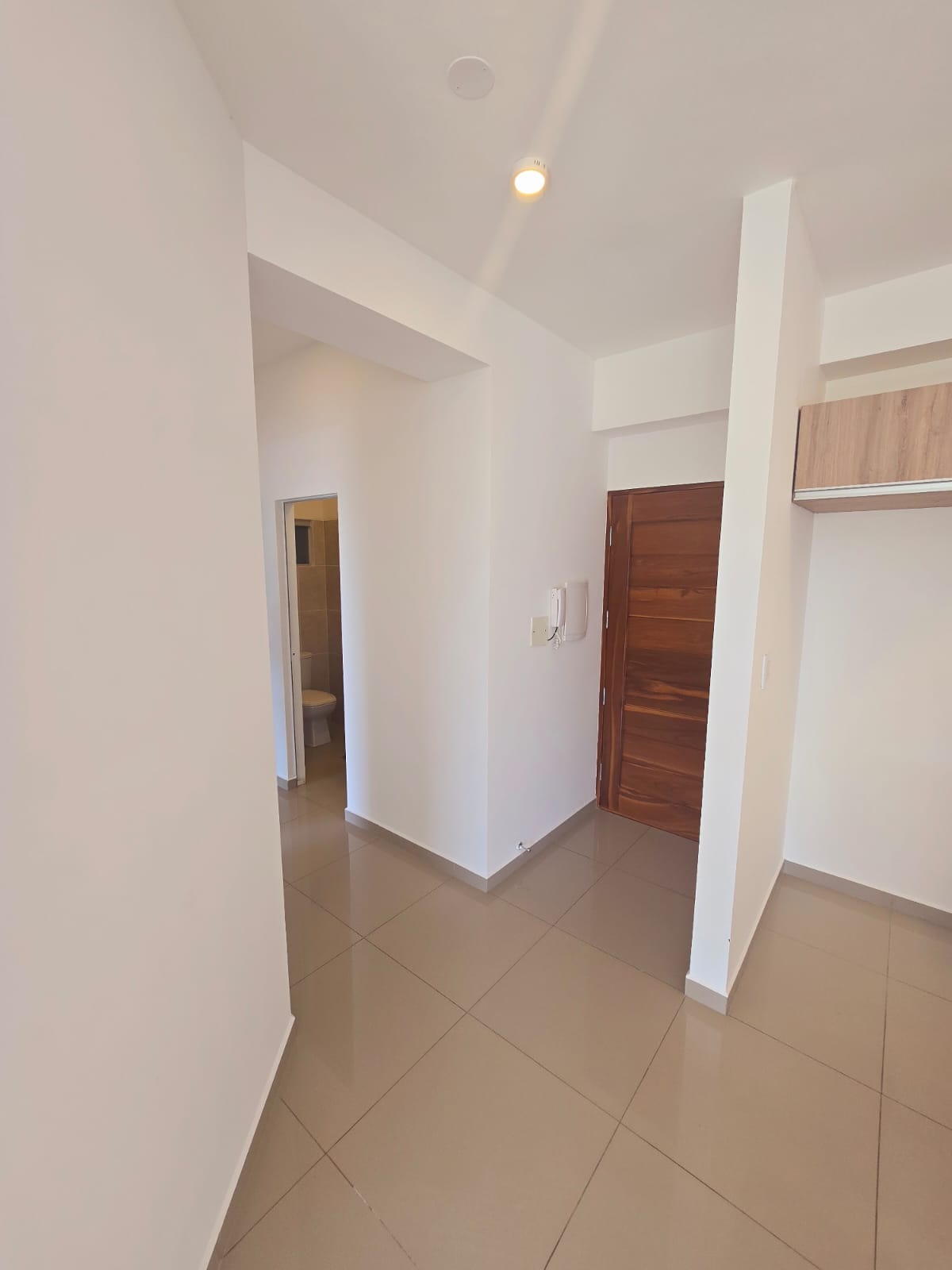 DPTO EN ALQUILER DE 2 DORMITORIOS SIN MUEBLES. ZONA NORTE EN CONDOMINIO - INMUEBLE NUMERO 557