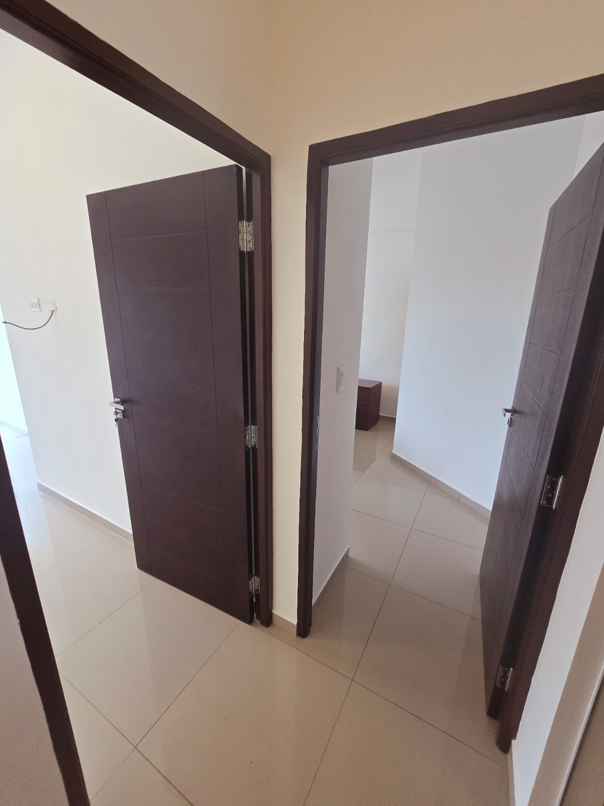 DPTO EN ALQUILER DE 2 DORMITORIOS SIN MUEBLES. ZONA NORTE EN CONDOMINIO - INMUEBLE NUMERO 557