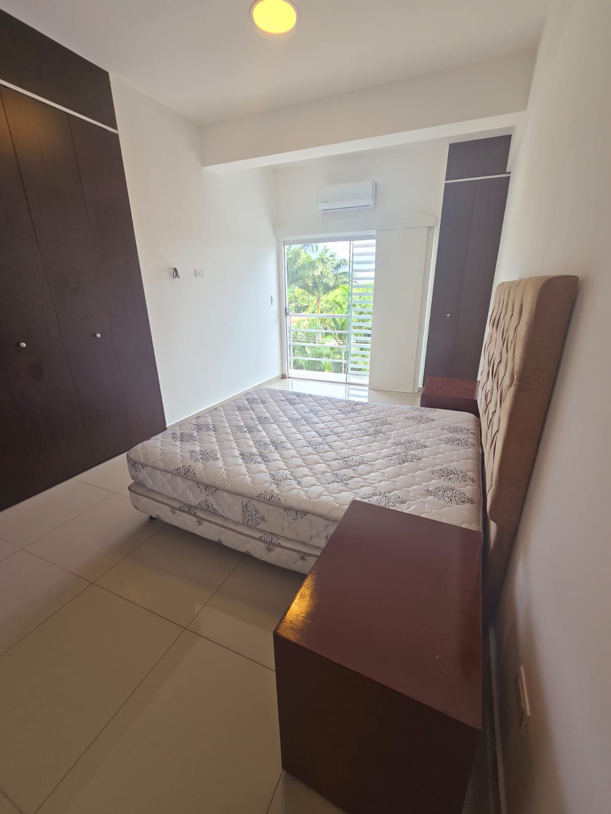 DPTO EN ALQUILER DE 2 DORMITORIOS SIN MUEBLES. ZONA NORTE EN CONDOMINIO - INMUEBLE NUMERO 557