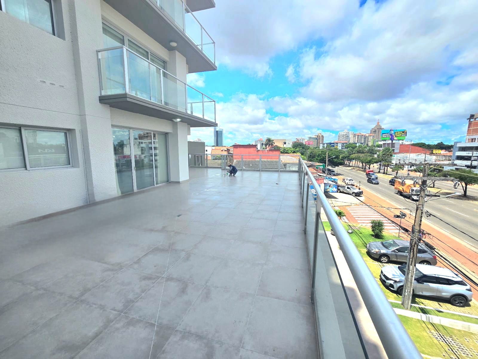 AMPLIO DEPARTAMENTO EN ALQUILER DE 3 DORMITORIOS EN SUITE CON AMPLIA TERRAZA PRIVADA DE 110 M2 - INMUEBLE NUMERO 563