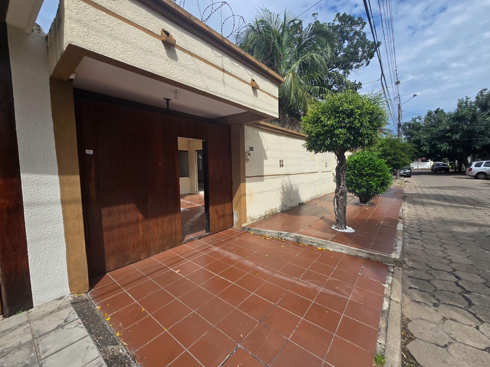 CASA EN ALQUILER ZONA NORTE ESPECIAL PARA EMPRESA - INMUEBLE NUMERO 639