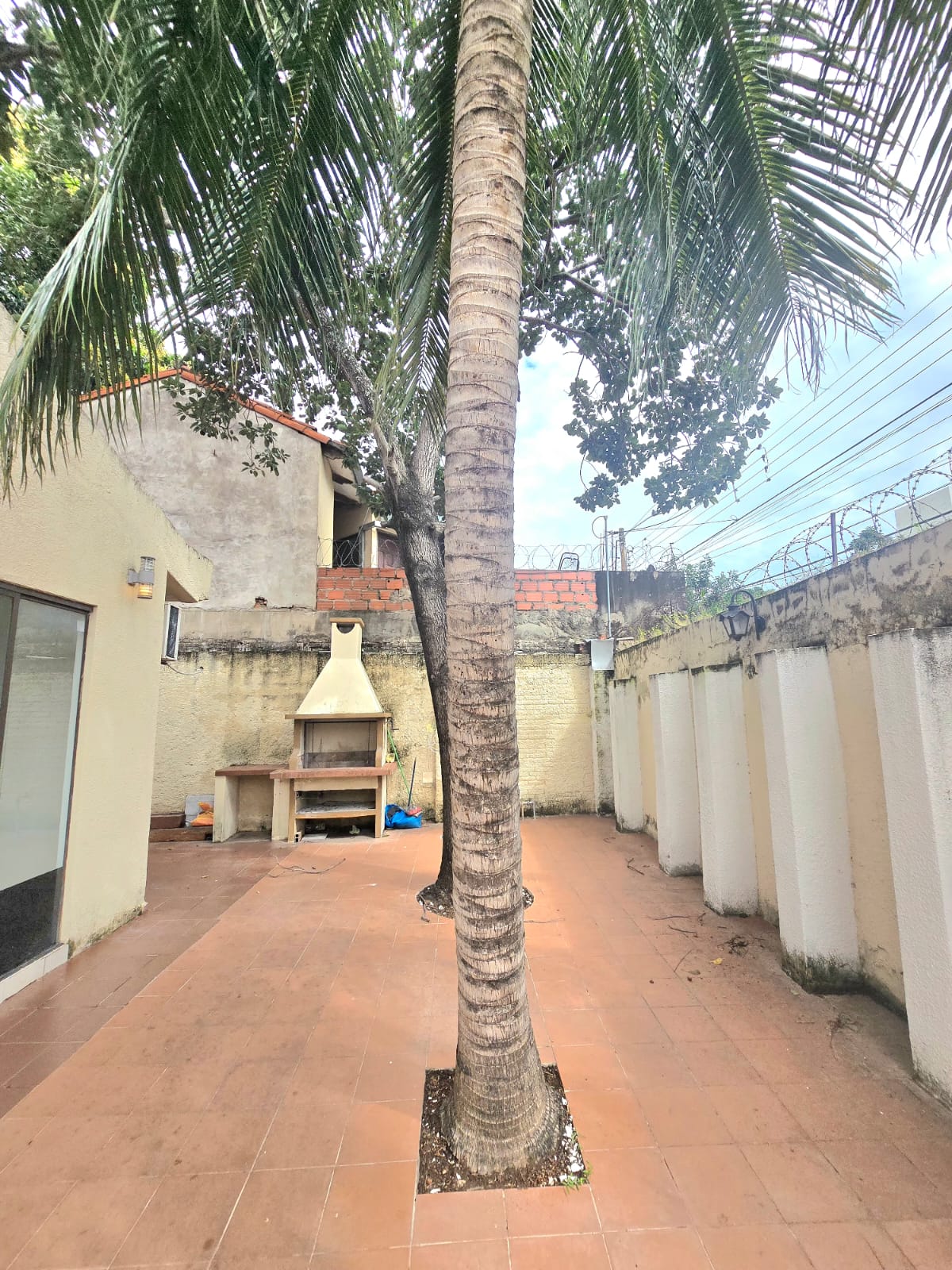 CASA EN ALQUILER ZONA NORTE ESPECIAL PARA EMPRESA - INMUEBLE NUMERO 639
