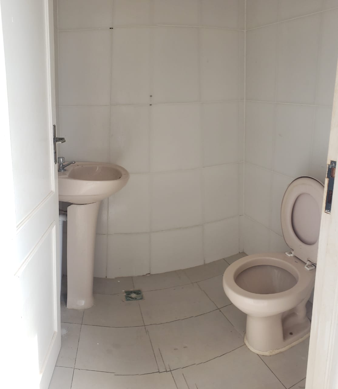 OFICINAS EN ALQUILER ZONA NORTE - INMUEBLE NUMERO 103