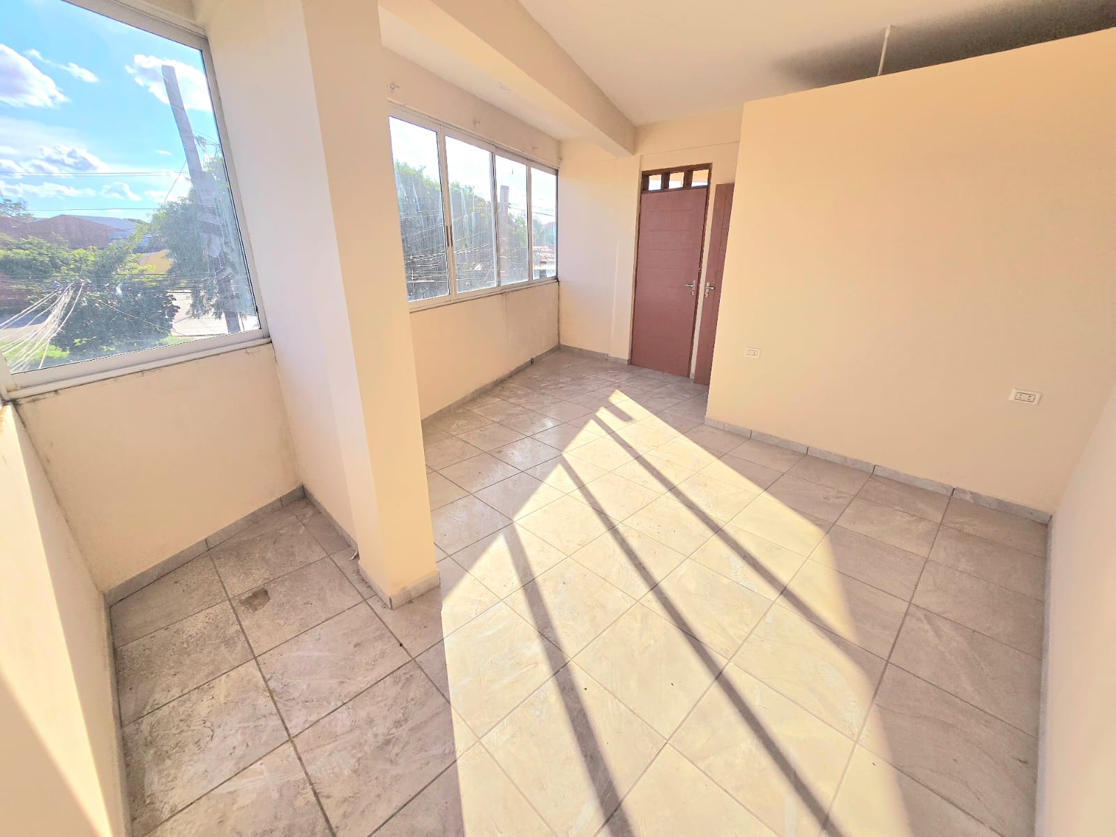 CASA EN VENTA PARA NEGOCIO O EMPRESA - INMUEBLE NUMERO 29