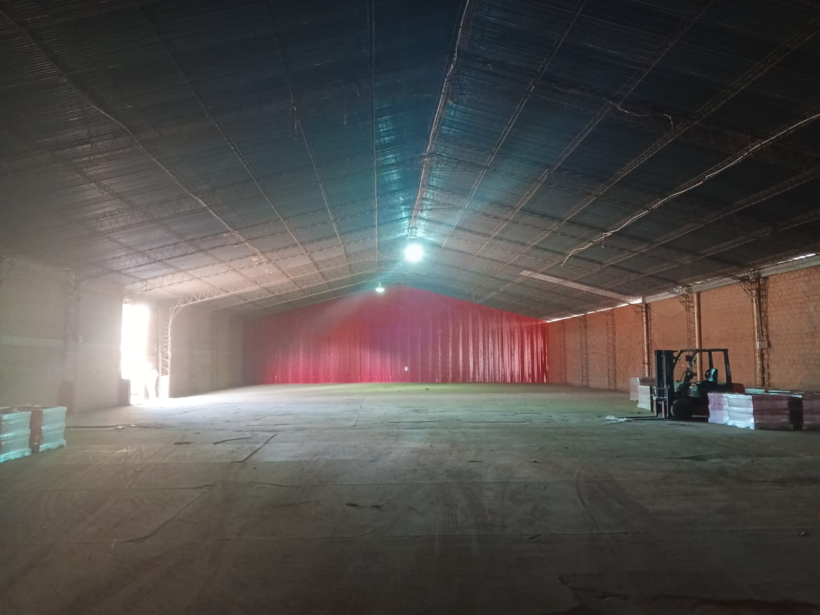 GALPON EN ALQUILER SOBRE CARRETERA AL NORTE - INMUEBLE NUMERO 96