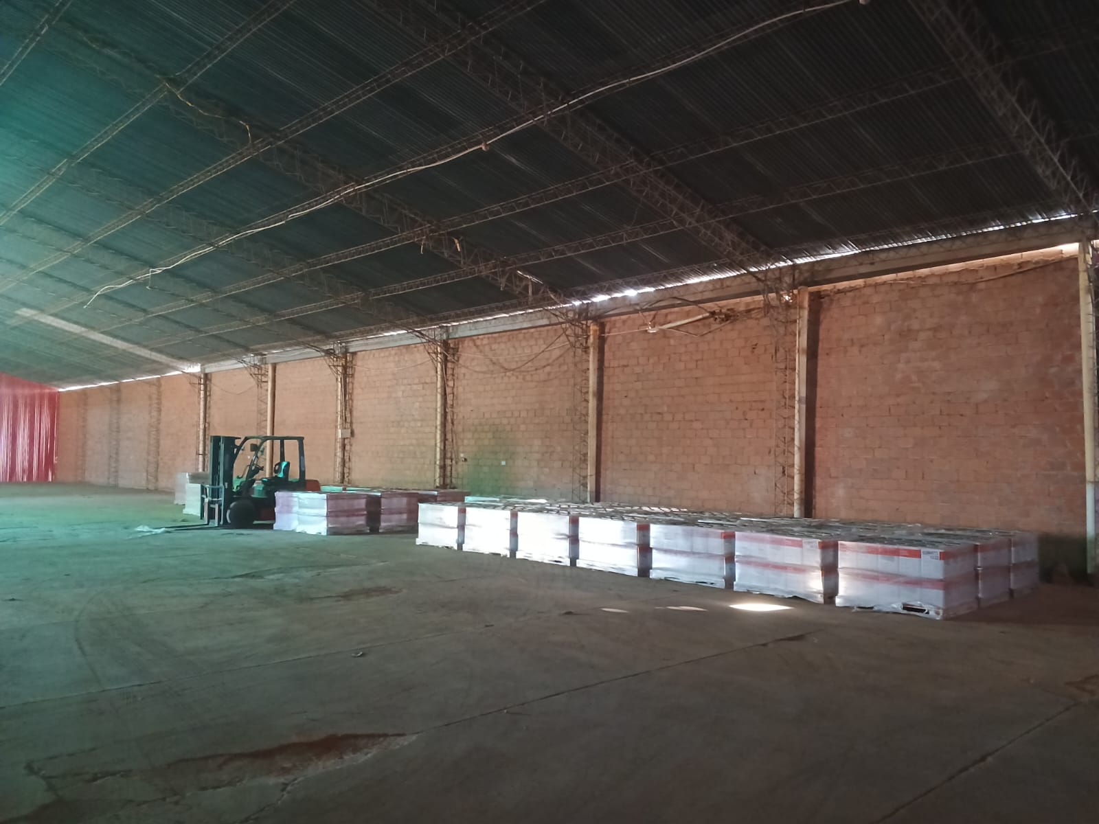 GALPON EN ALQUILER SOBRE CARRETERA AL NORTE - INMUEBLE NUMERO 96