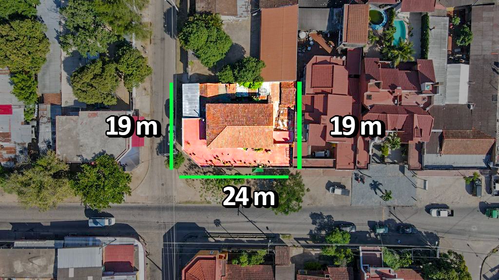 CASA EN ESQUINA EN VENTA - INMUEBLE NUMERO 117