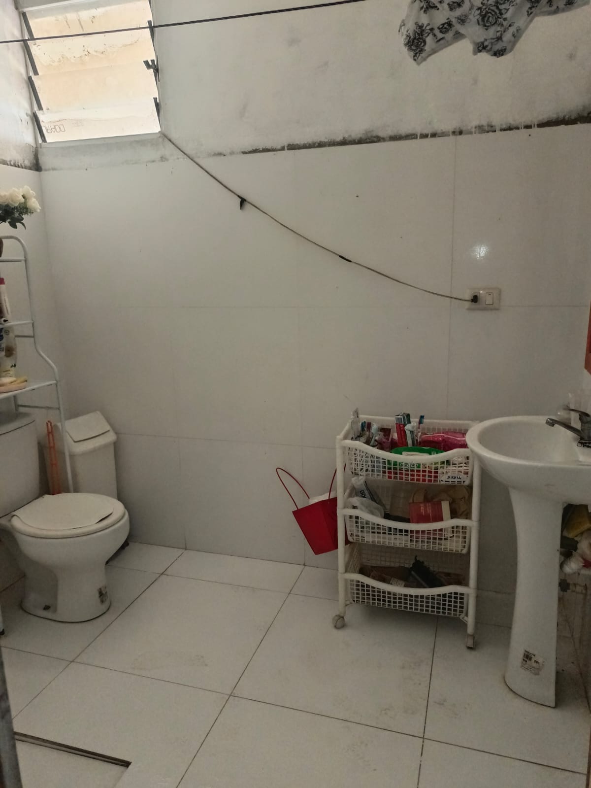 CASA EN VENTA - INMUEBLE NUMERO 128