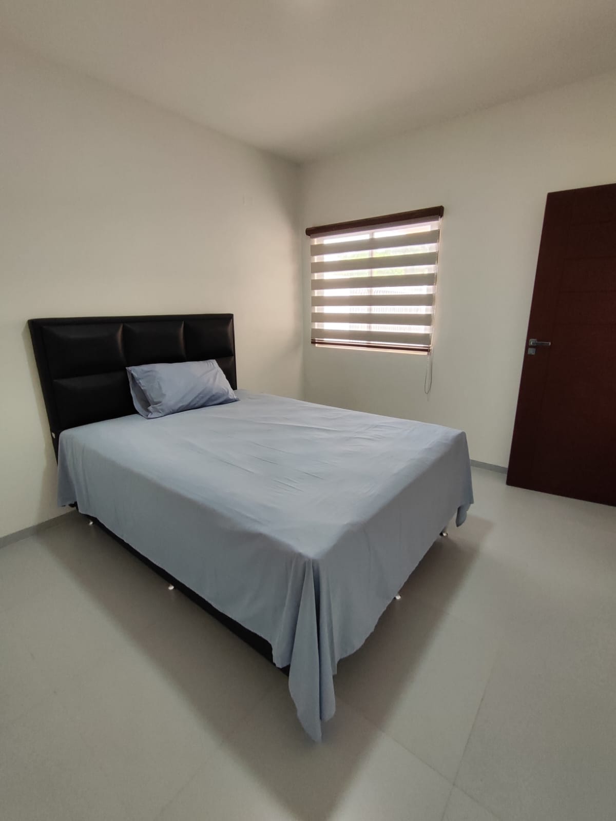 DUPLEX EN VENTA ZONA NORTE DE 2 DORMITORIOS + ESTUDIO - INMUEBLE NUMERO 165