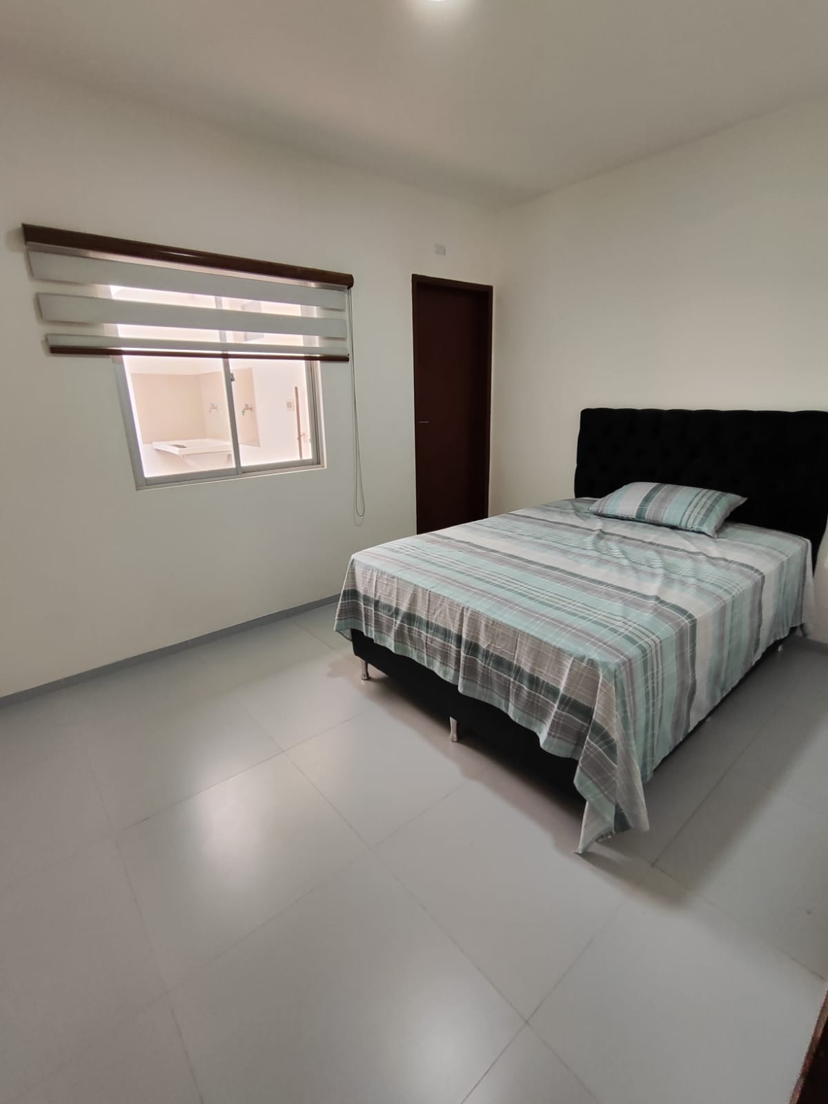 DUPLEX EN VENTA ZONA NORTE DE 2 DORMITORIOS + ESTUDIO - INMUEBLE NUMERO 165
