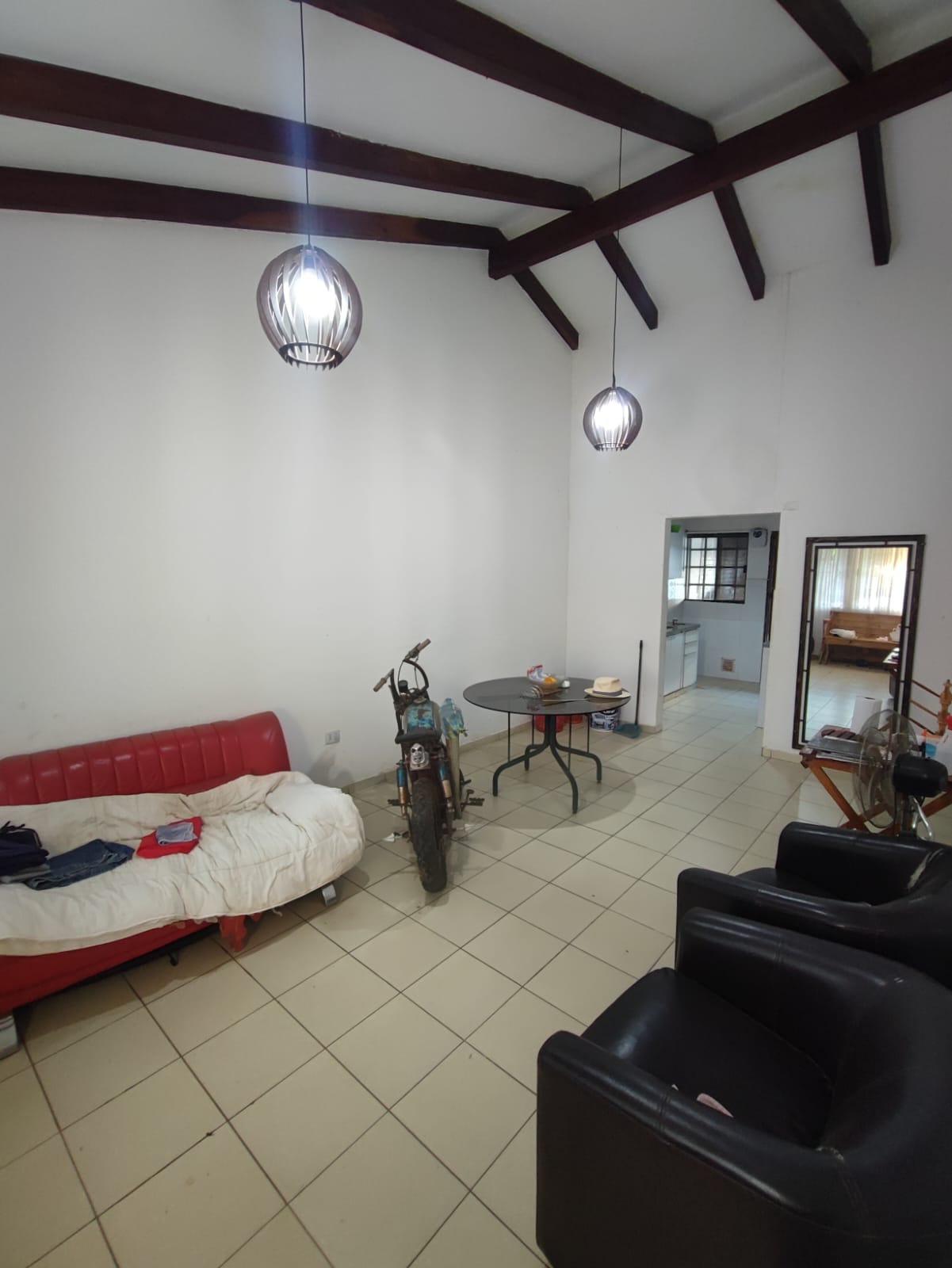 CASA EN VENTA DENTRO DE CONDOMINIO ZONA ESTE - INMUEBLE NUMERO 275