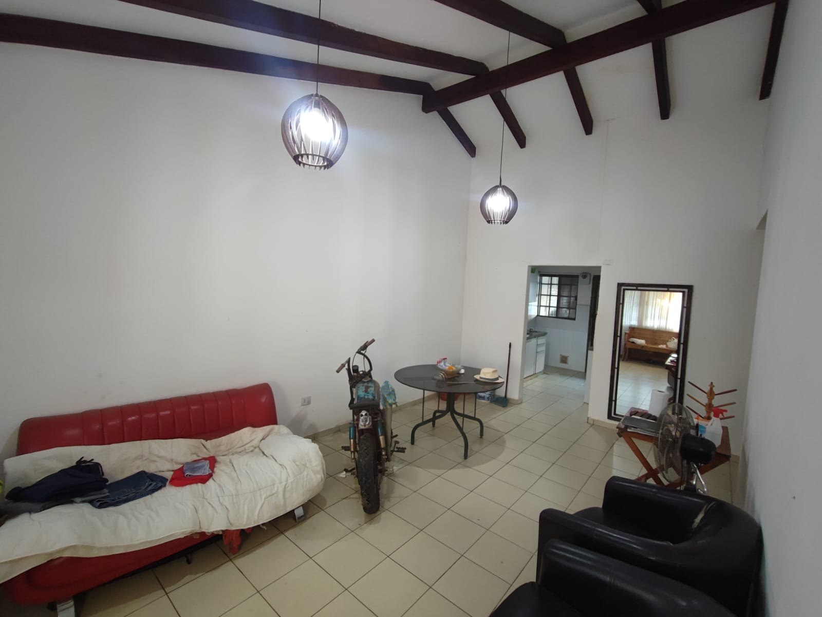CASA EN VENTA DENTRO DE CONDOMINIO ZONA ESTE - INMUEBLE NUMERO 275