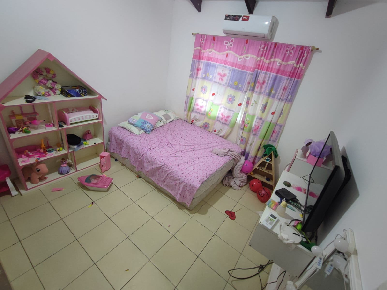 CASA EN VENTA DENTRO DE CONDOMINIO ZONA ESTE - INMUEBLE NUMERO 275