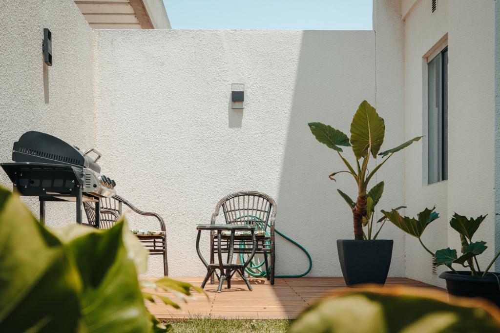 CASA DE LUJO DE 4 DORMITORIOS EN VENTA ZONA NORTE DENTRO DE CONDOMINIO - INMUEBLE NUMERO 317