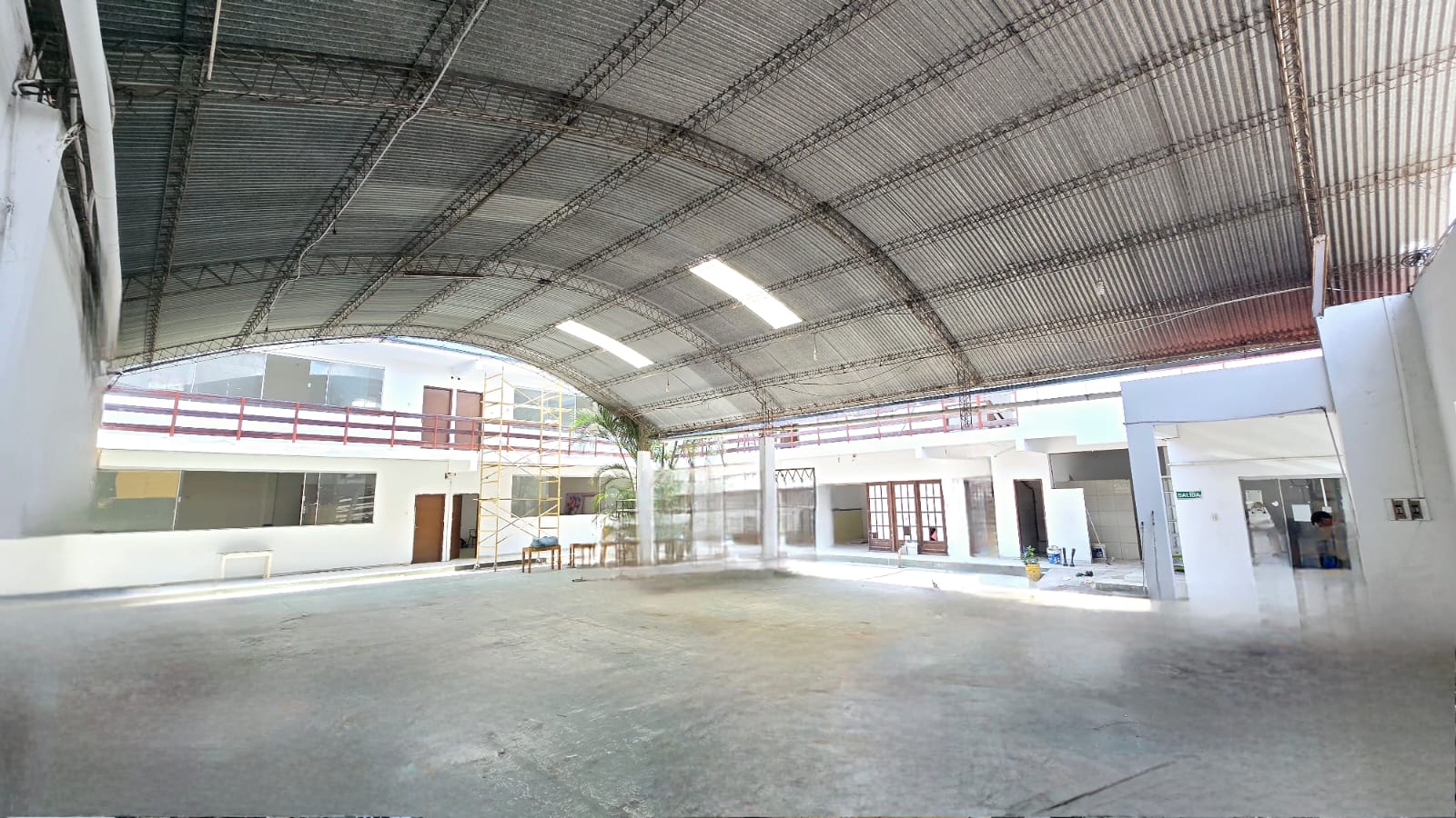 GALPON CON OFICINAS EN VENTA ZONA SUR - INMUEBLE NUMERO 394