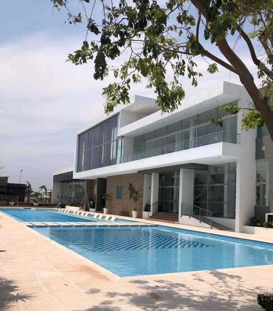 GALPON EN ALQUILER SOBRE CARRETERA AL NORTE KM10 - INMUEBLE NUMERO 409