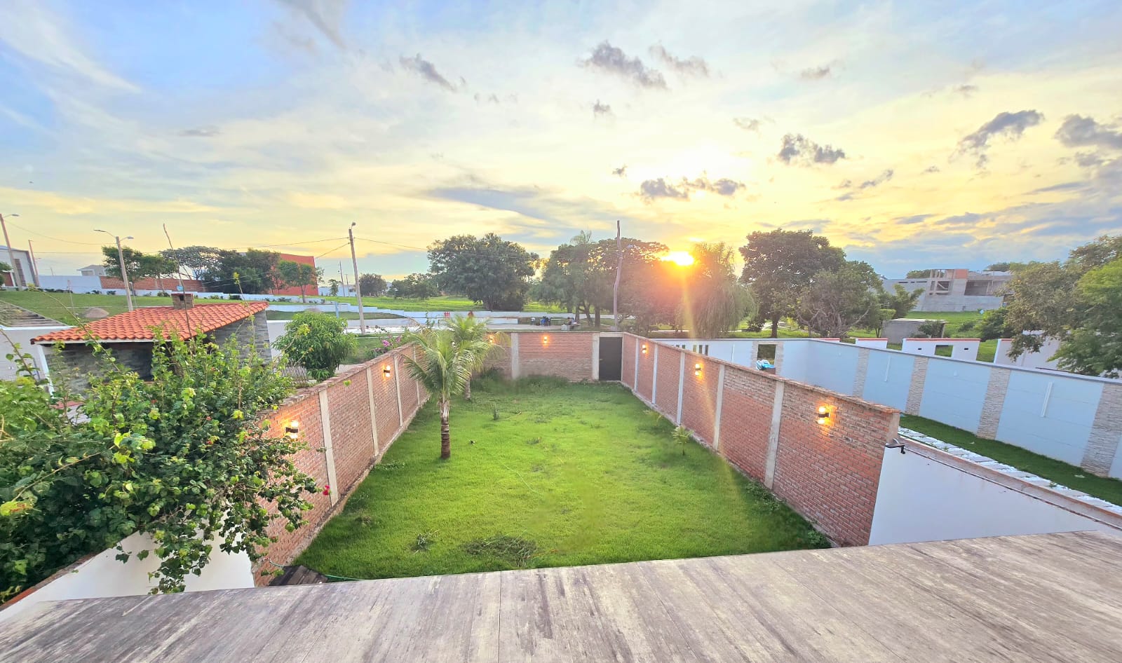 HERMOSA CASA EN VENTA EN URUBO - INMUEBLE NUMERO 437