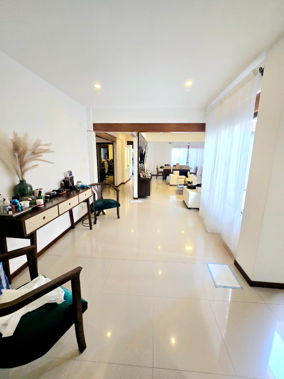 CASA COMERCIAL CON TIENDA EN VENTA SOBRE AVENIDA - INMUEBLE NUMERO 497