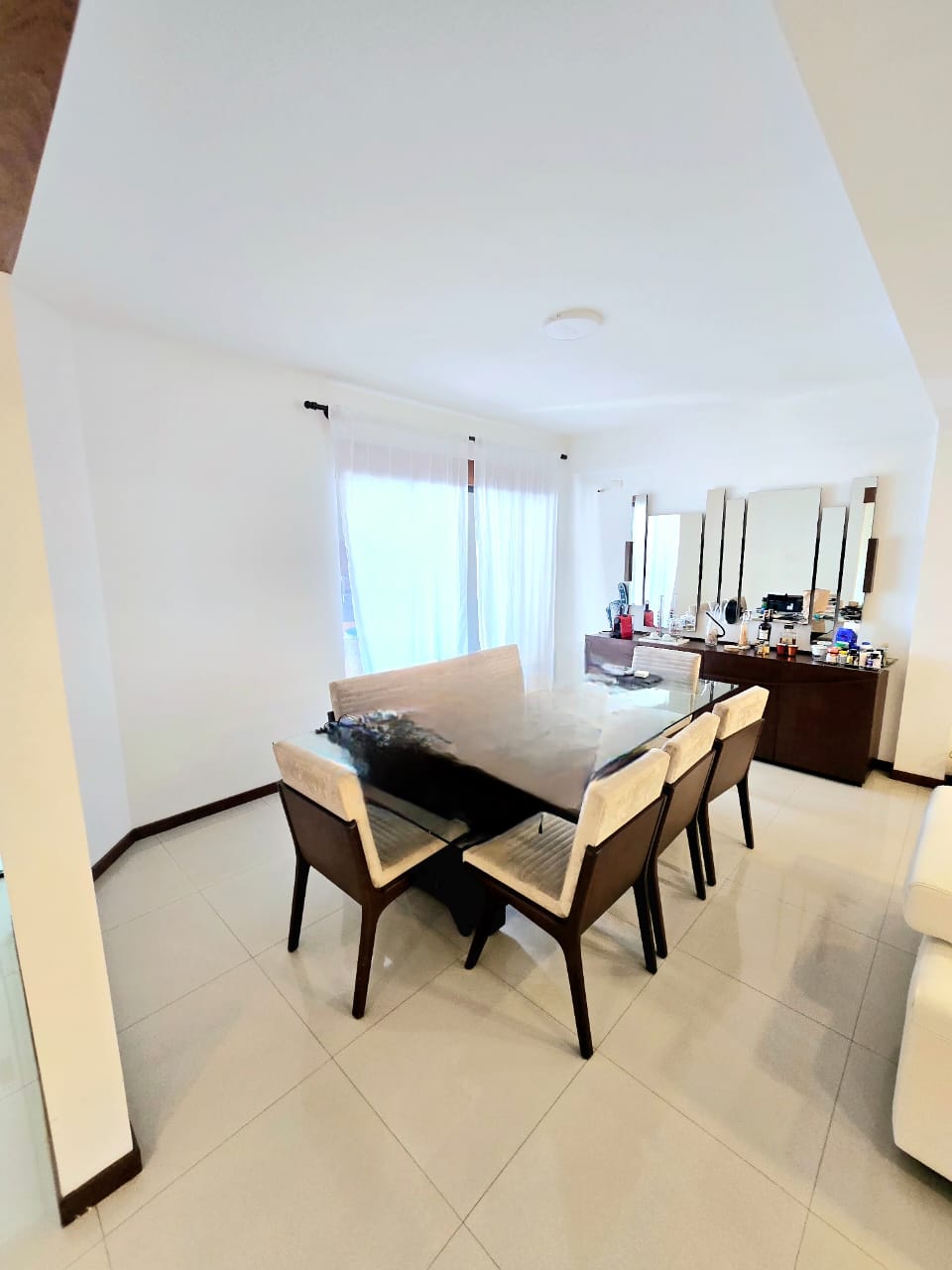 CASA COMERCIAL CON TIENDA EN VENTA SOBRE AVENIDA - INMUEBLE NUMERO 497