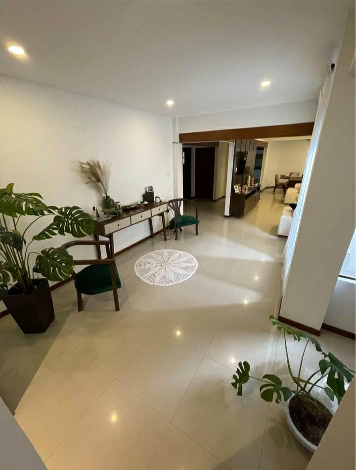 CASA COMERCIAL CON TIENDA EN VENTA SOBRE AVENIDA - INMUEBLE NUMERO 497
