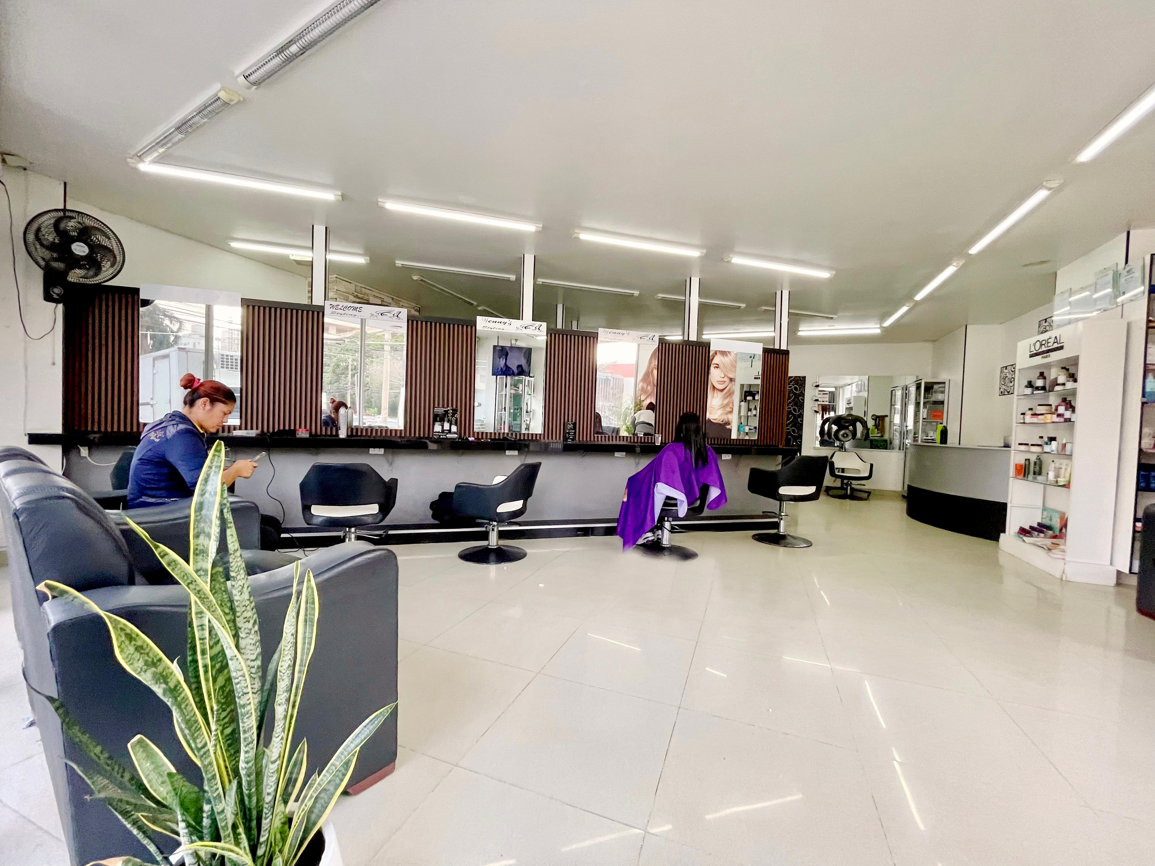 LOCAL COMERCIAL EN ALQUILER SOBRE AVENIDA - INMUEBLE NUMERO 534