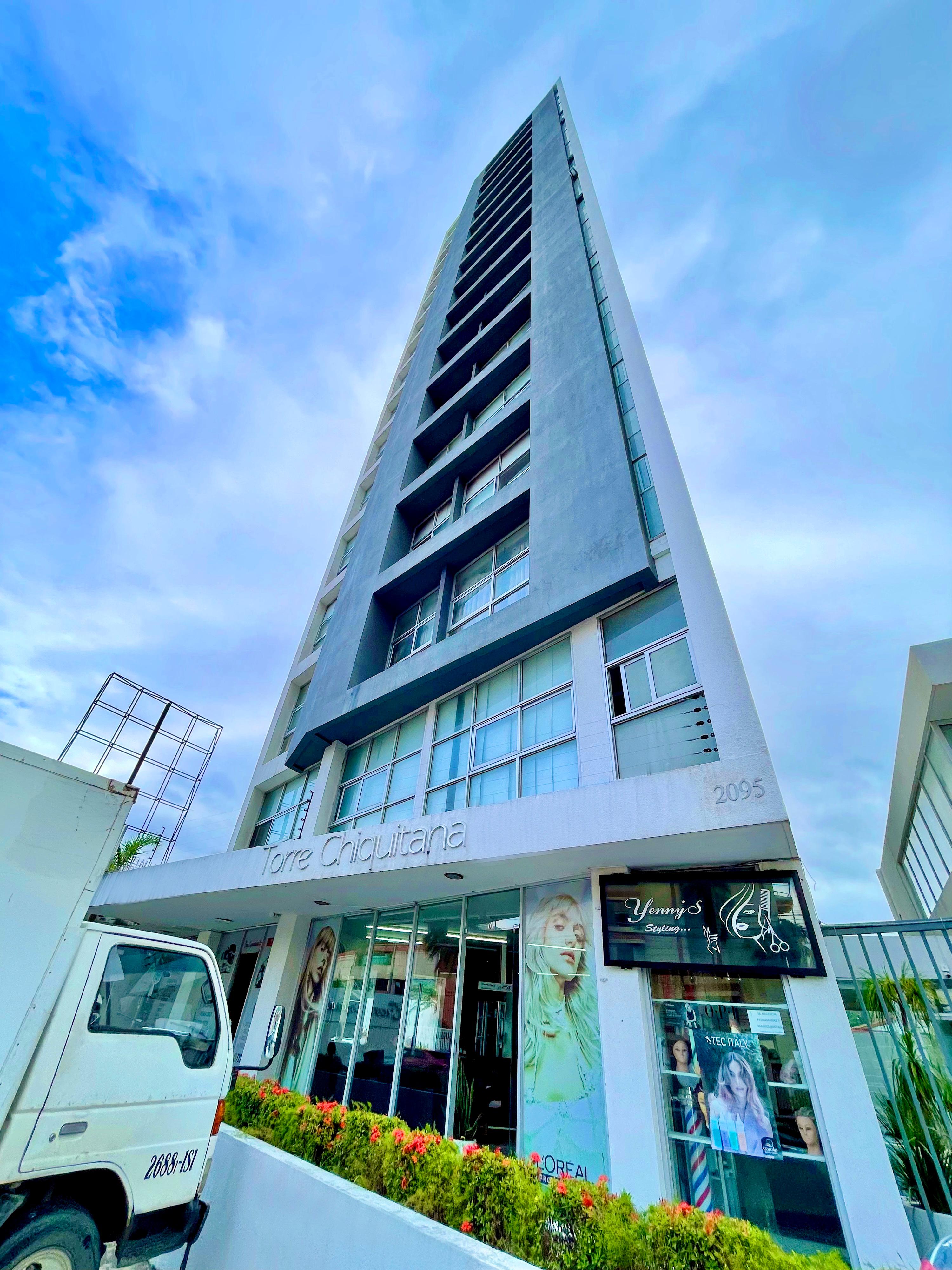 LOCAL COMERCIAL EN ALQUILER SOBRE AVENIDA - INMUEBLE NUMERO 534