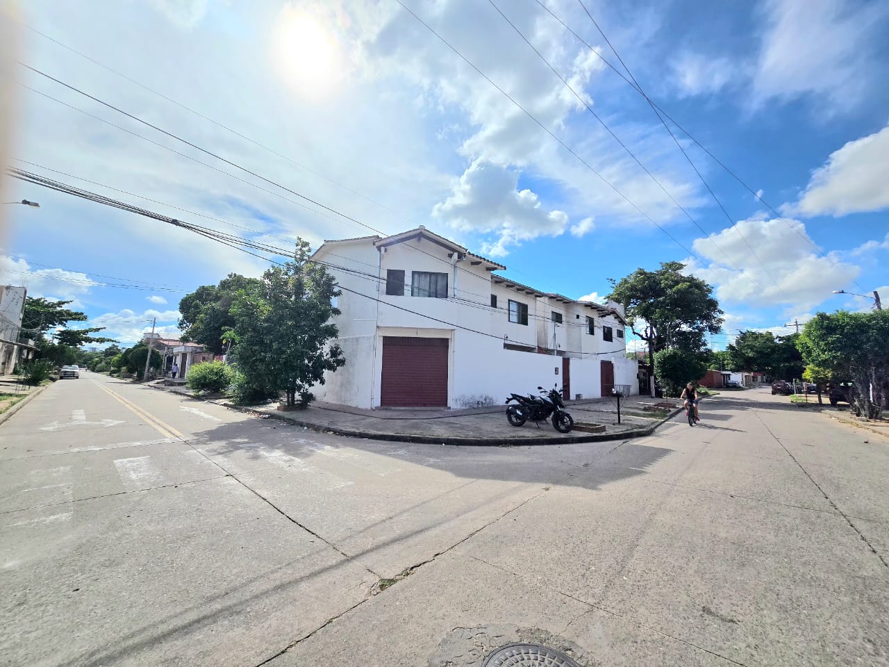 CASA COMERCIAL EN VENTA ZONA OESTE - INMUEBLE NUMERO 568