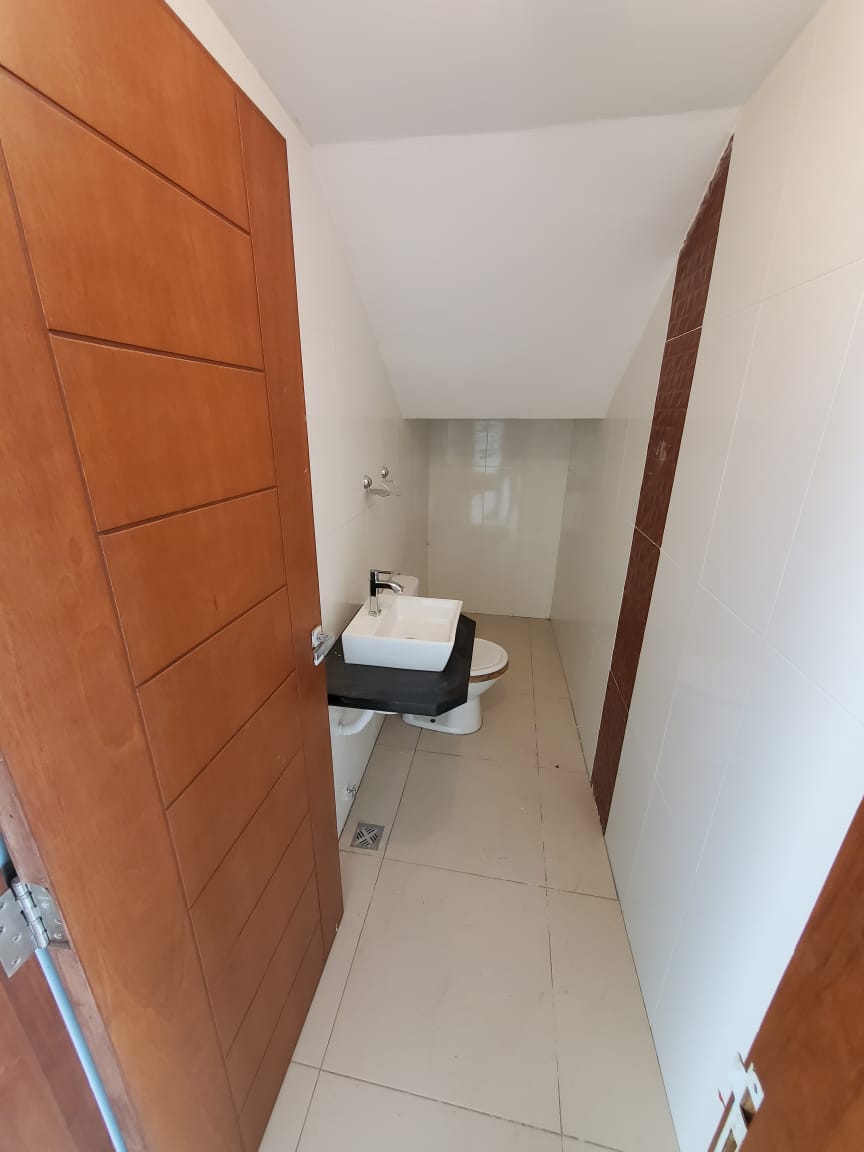 CASAS A ESTRENAR EN ANTICRETICO DE 3 DORMITORIOS EN URB. JUAN PABLO II satelite norte - INMUEBLE NUMERO 644