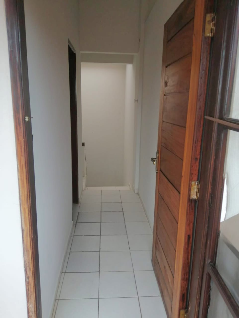CASA EN VENTA DE 4 DORMITORIOS ZONA MERCADO MUTUALISTA - INMUEBLE NUMERO 660