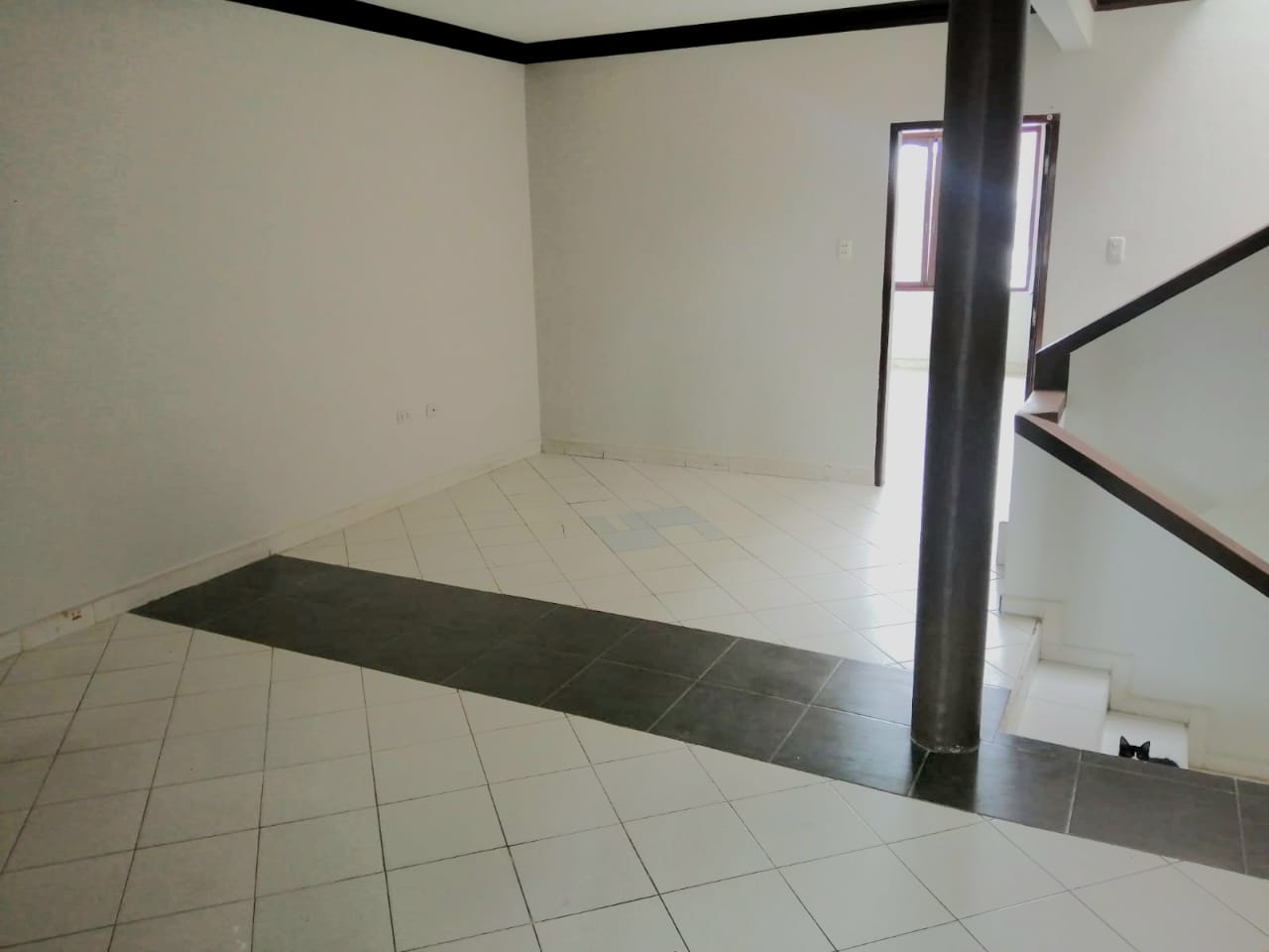CASA EN VENTA DE 4 DORMITORIOS ZONA MERCADO MUTUALISTA - INMUEBLE NUMERO 660