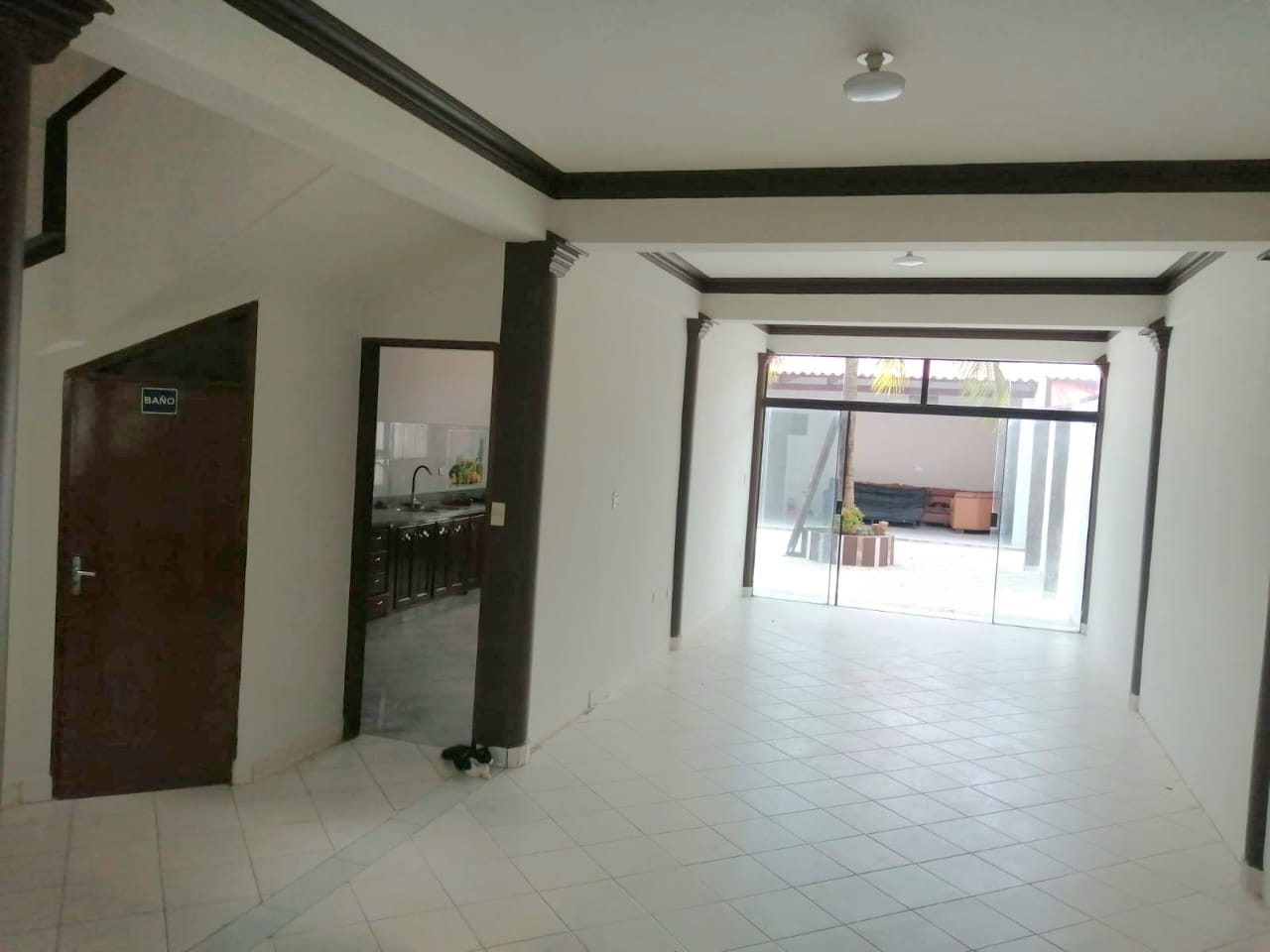 CASA EN VENTA DE 4 DORMITORIOS ZONA MERCADO MUTUALISTA - INMUEBLE NUMERO 660