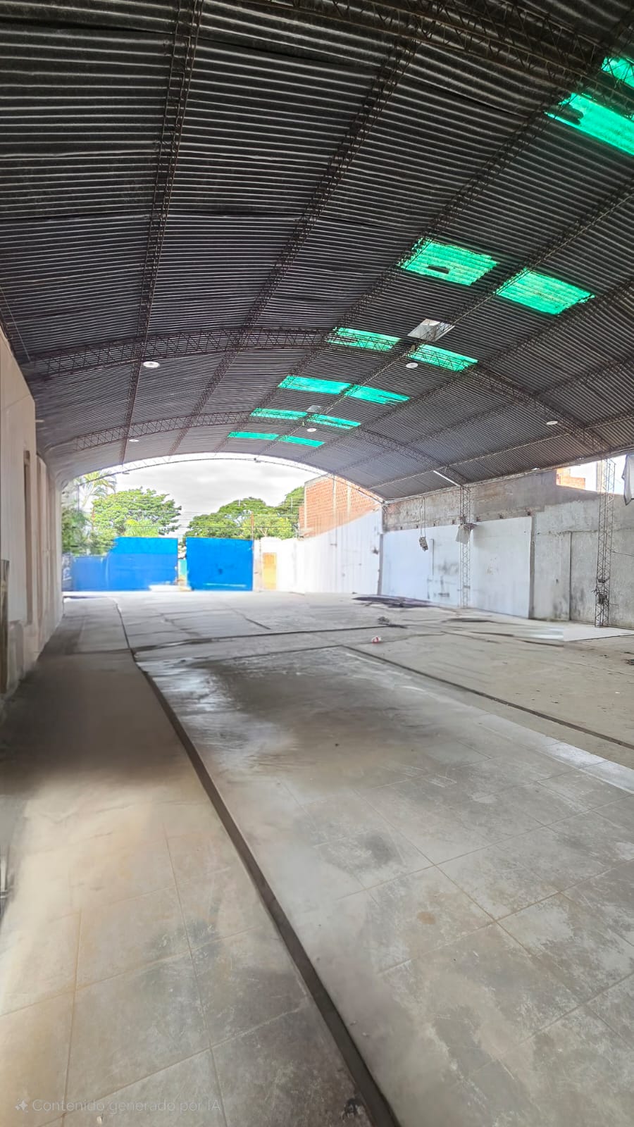 CASA COMERCIAL CON GALPÓN SOBRE AVENIDA EN VENTA - INMUEBLE NUMERO 662