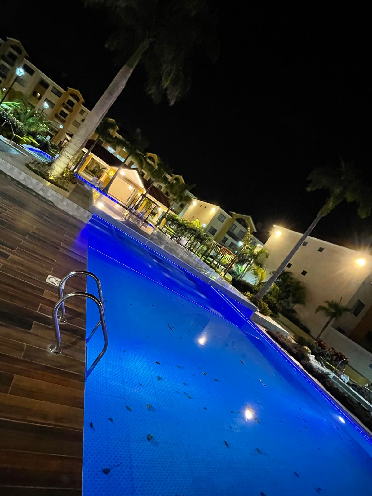 DEPARTAMENTO 3 DORMITORIOS EN VENTA EN CONDOMINIO PIAZZA - INMUEBLE NUMERO 679
