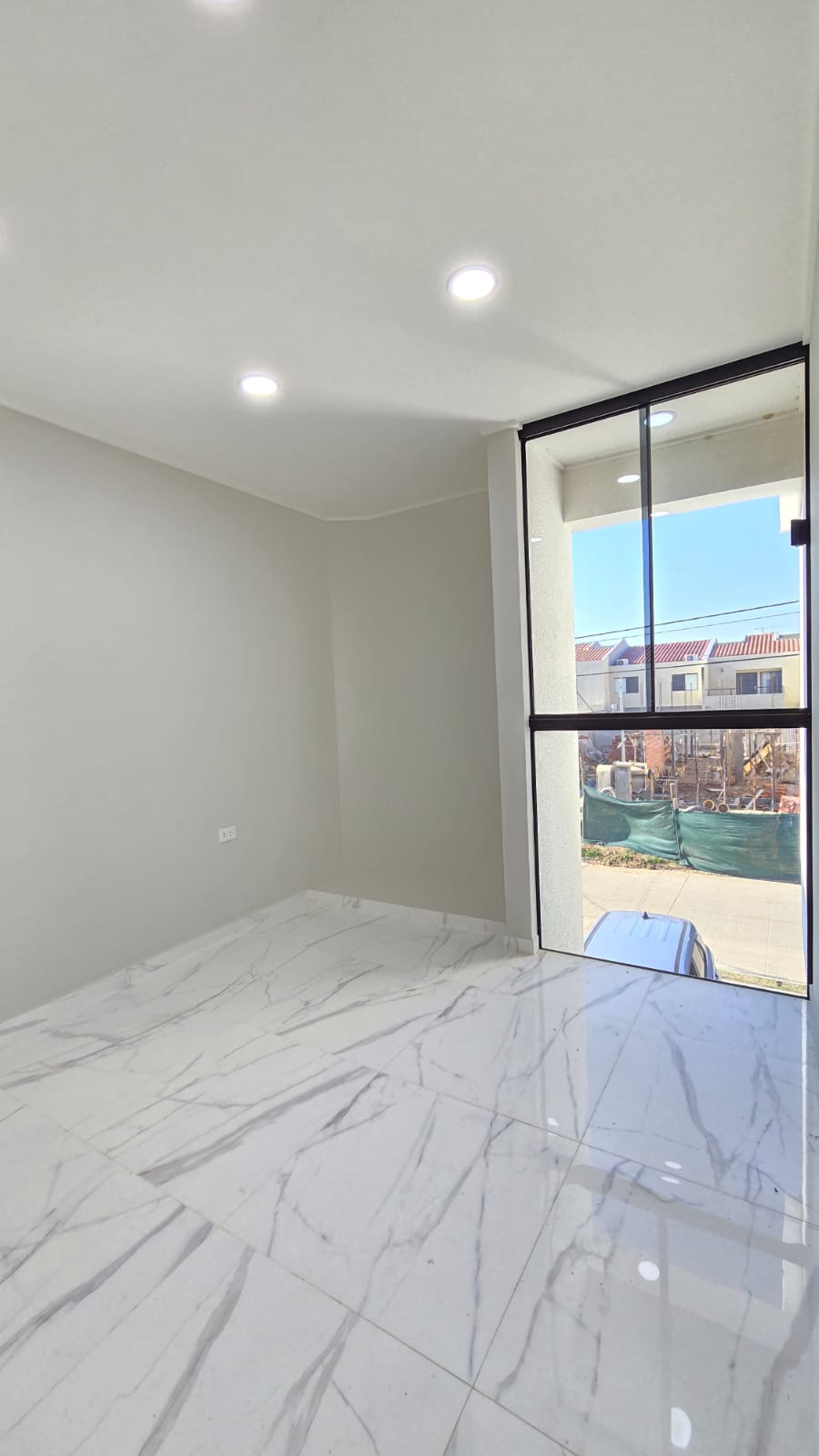 CASA DE 4 DORMITORIOS EN VENTA URUBO DENTRO DE CONDOMINIO - INMUEBLE NUMERO 726