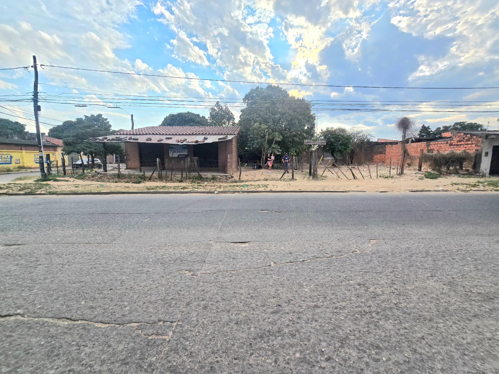 TERRENO EN VENTA SOBRE LA AVENIDA CUMAVI - INMUEBLE NUMERO