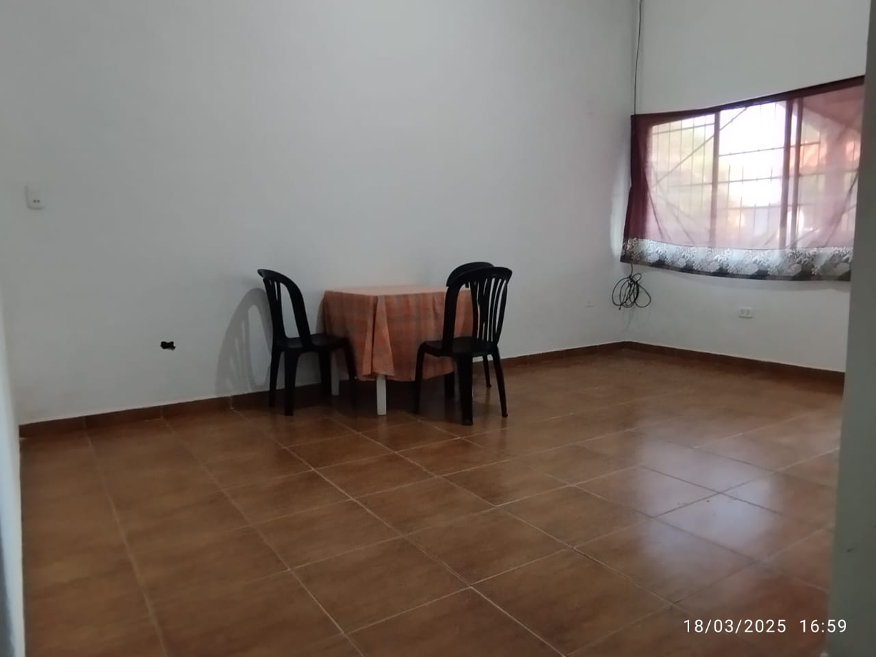 Senor Francés vende casa en Cotoca