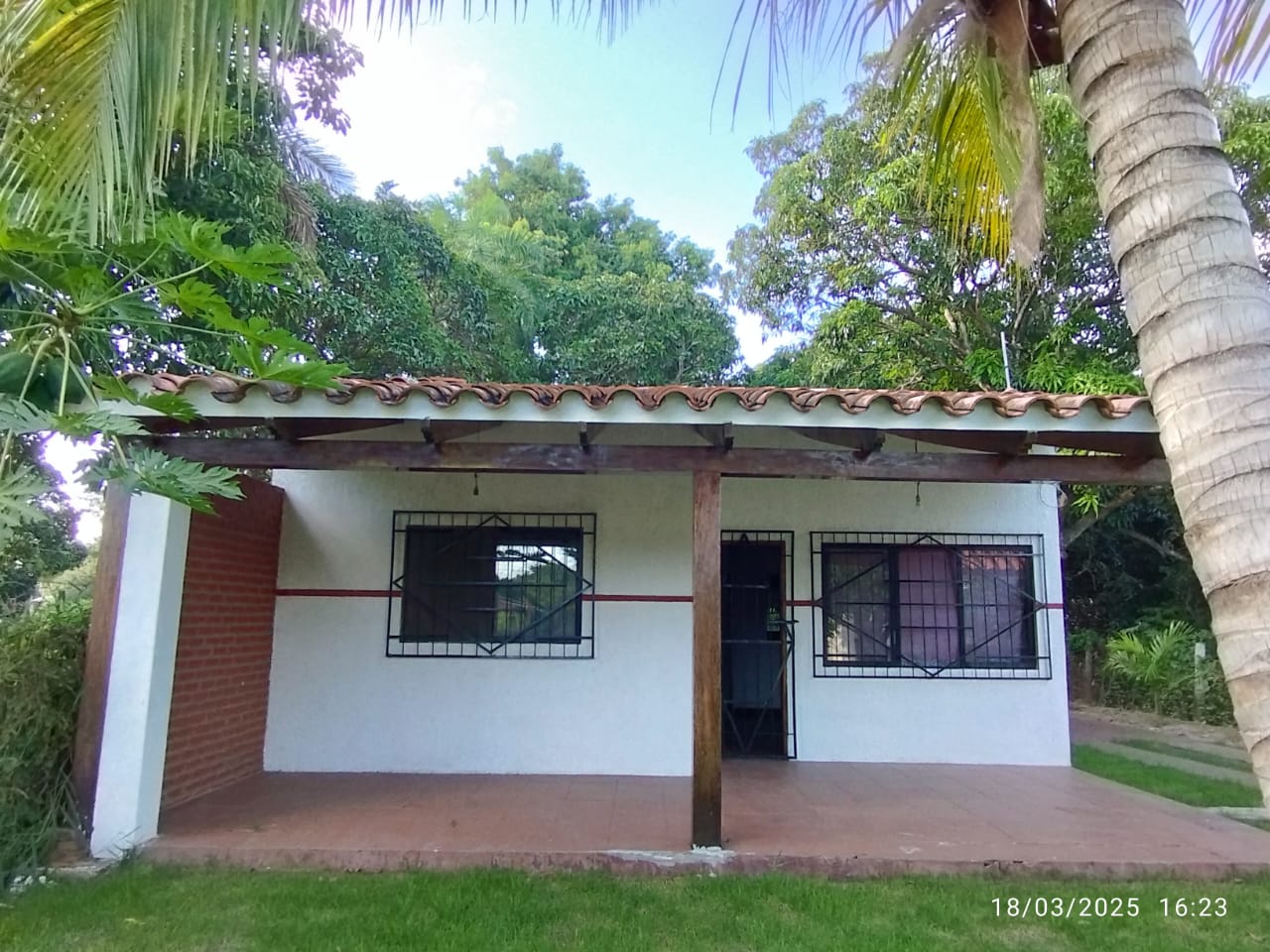 Senor Francés vende casa en Cotoca