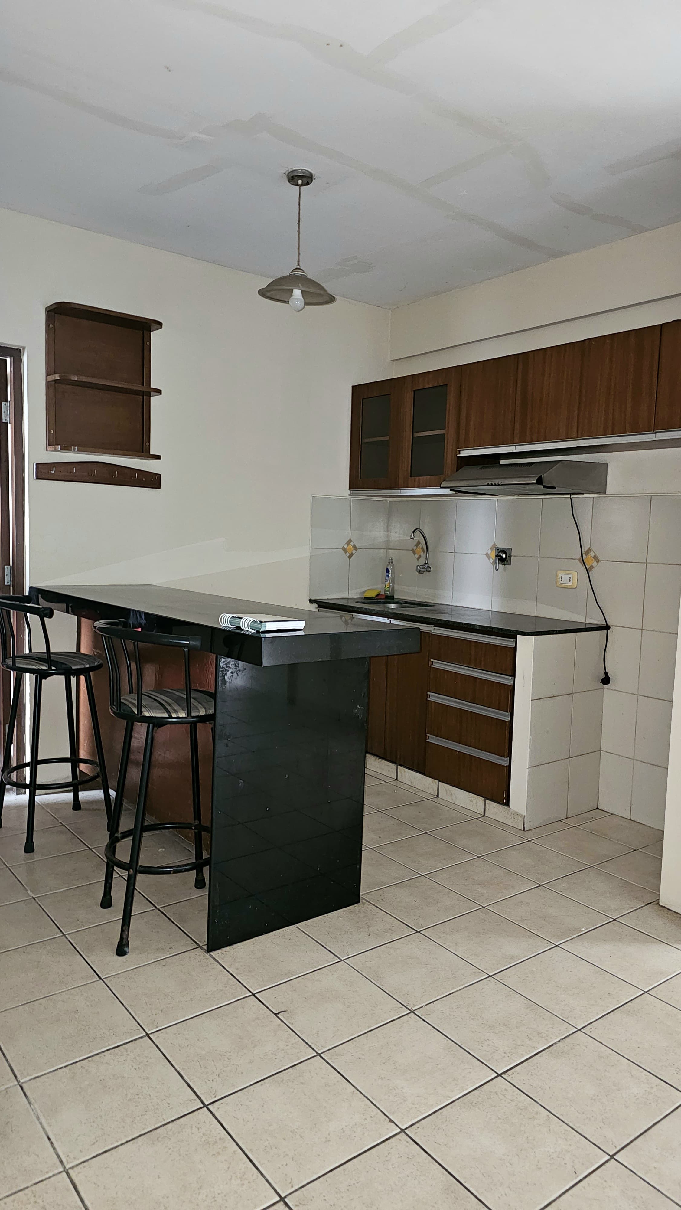 DEPARTAMENTO EN VENTA, 2DO ANILLO Y CINE CENTER
