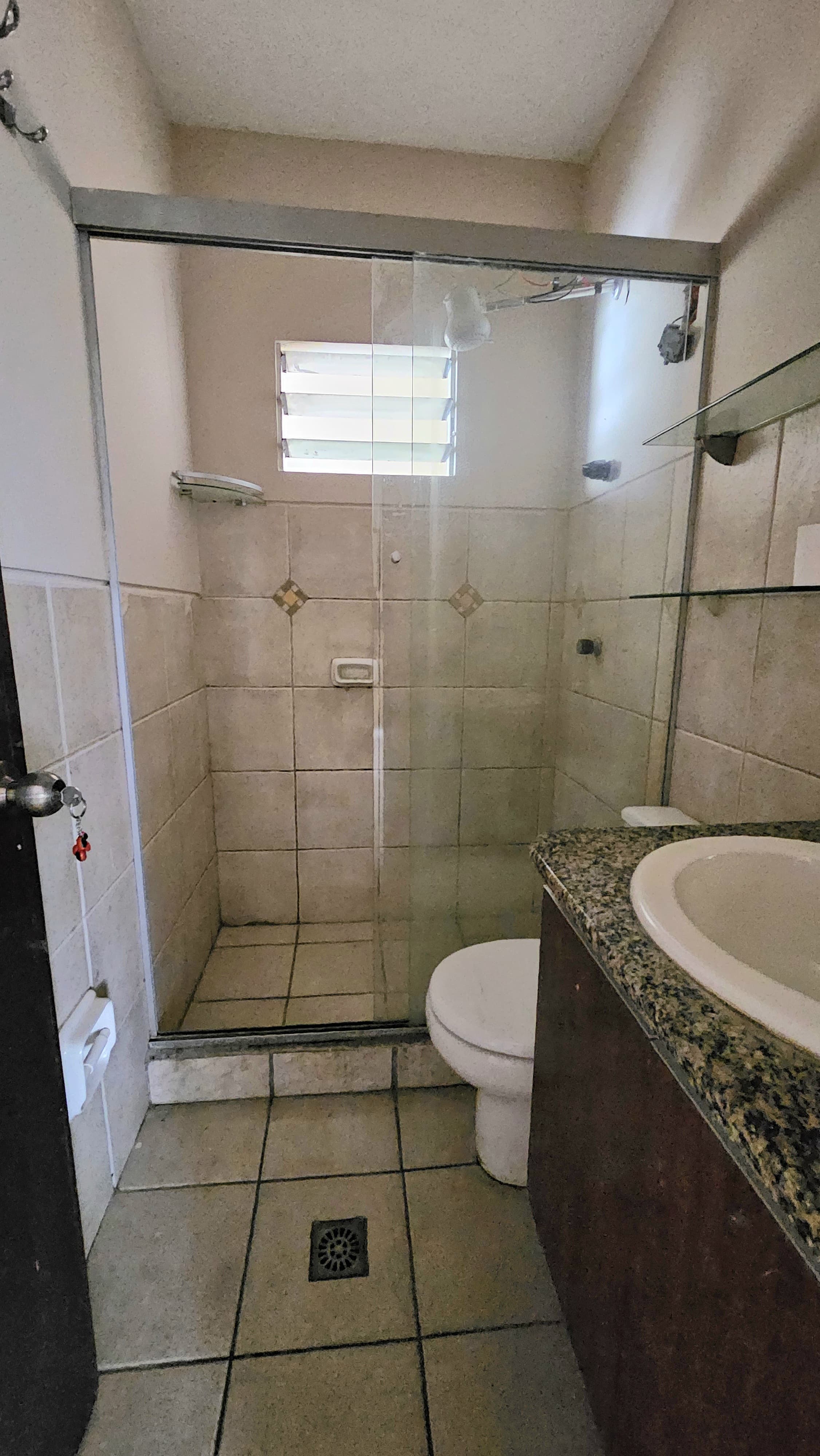 DEPARTAMENTO EN VENTA, 2DO ANILLO Y CINE CENTER