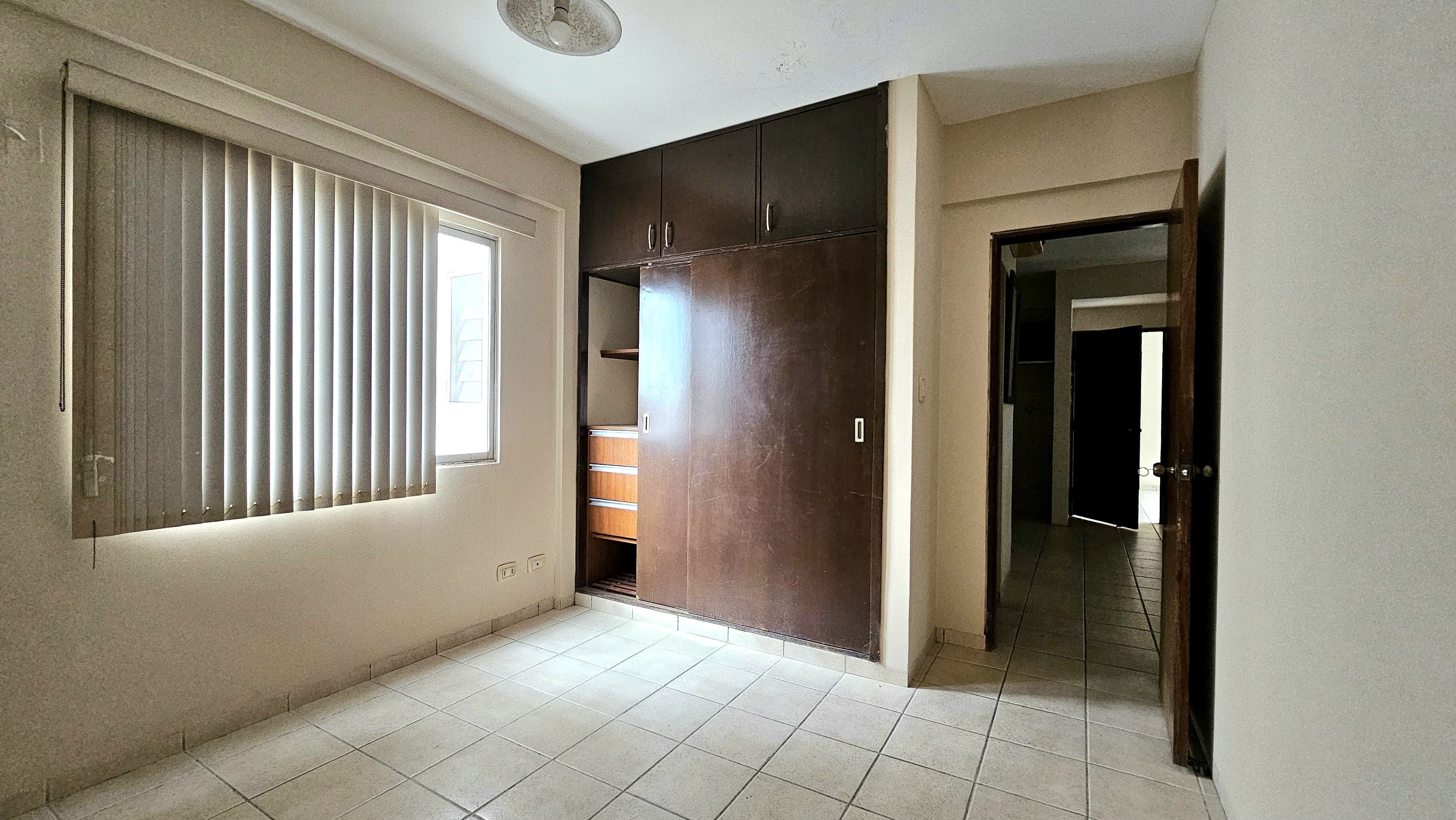 DEPARTAMENTO EN VENTA, 2DO ANILLO Y CINE CENTER