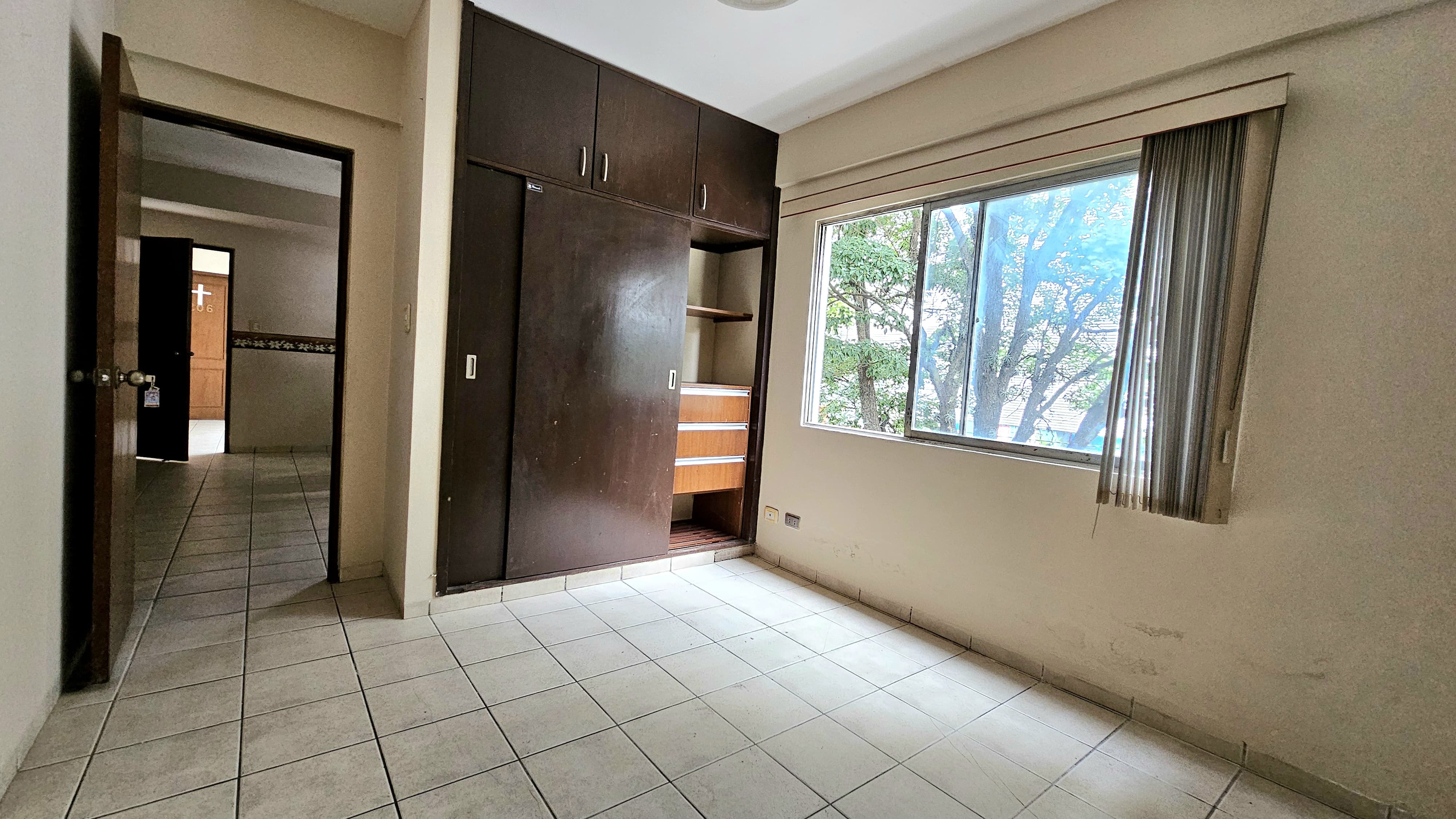 DEPARTAMENTO EN VENTA, 2DO ANILLO Y CINE CENTER