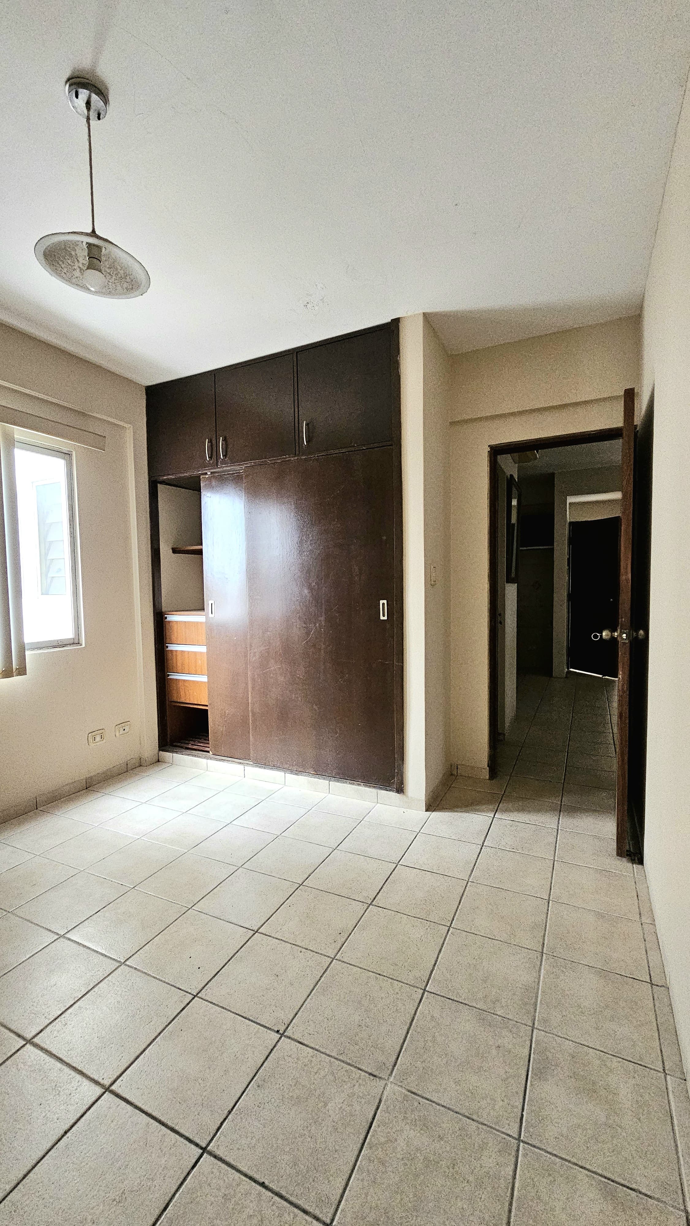 DEPARTAMENTO EN VENTA, 2DO ANILLO Y CINE CENTER