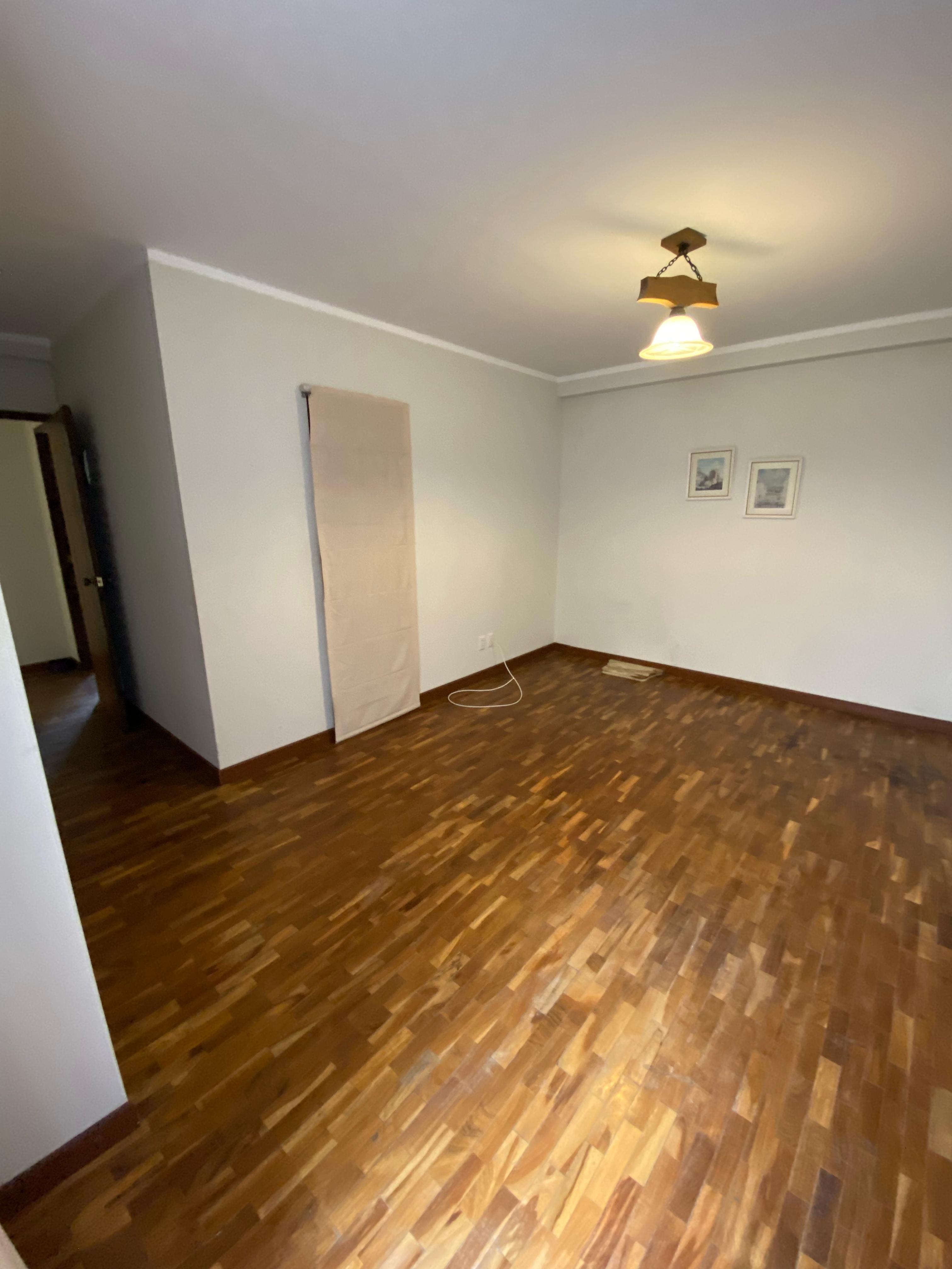 ¡Calacoto! Casa en esquina a precio de terreno 🏡✨