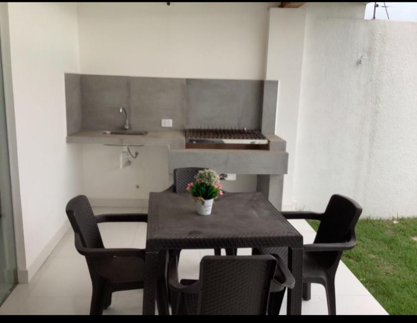 Hermosa casa en pre venta 4 dormitorios 