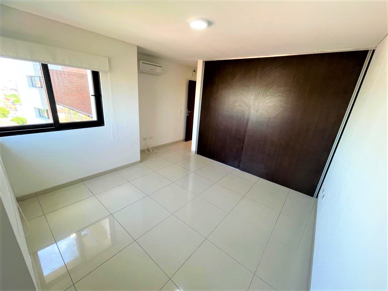 Hermoso departamento en venta de 2 dormitorios Zona Sur Parque Urbano entre 1er y 2do anillo