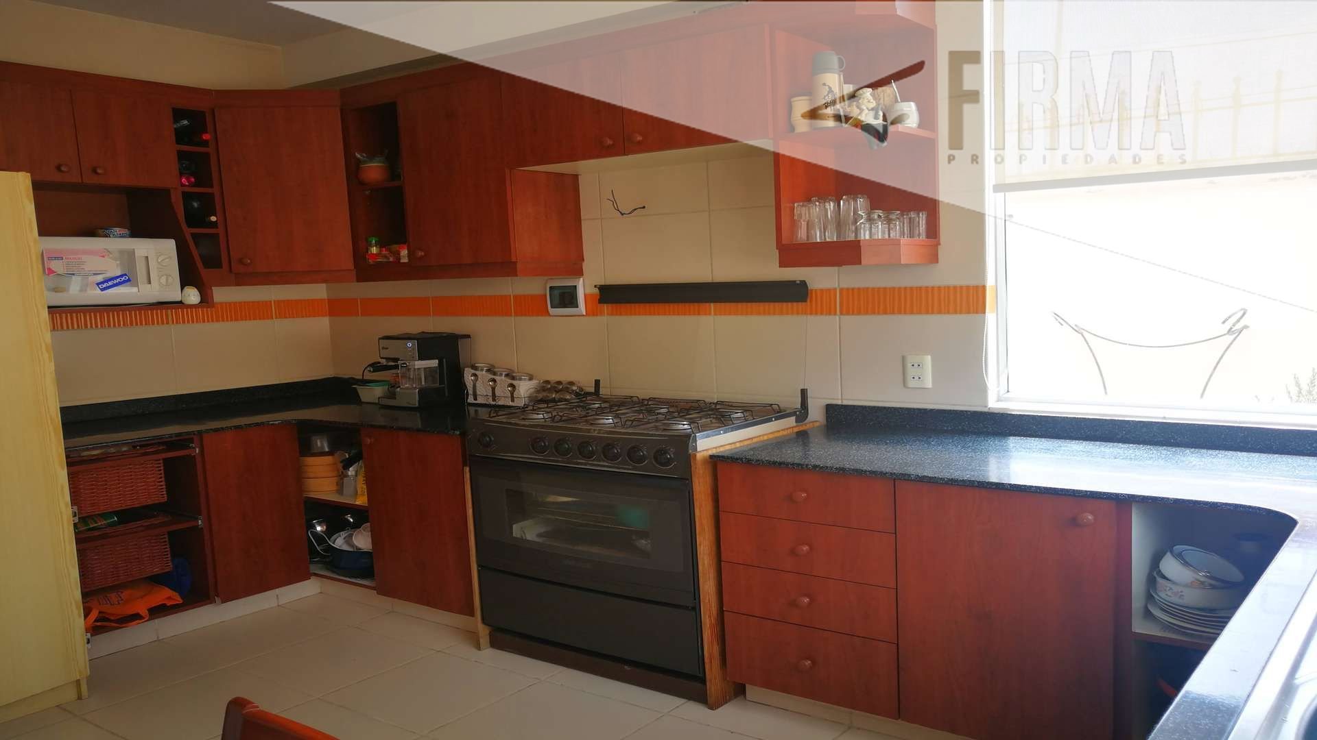 Compra Tu Casa En Condominio Cerrado, Calle 6, Mallasa