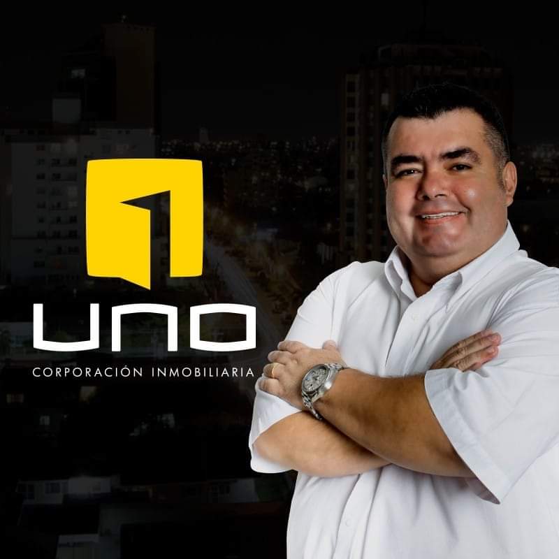 Alex Talavera - UNO Corporación Inmobiliaria