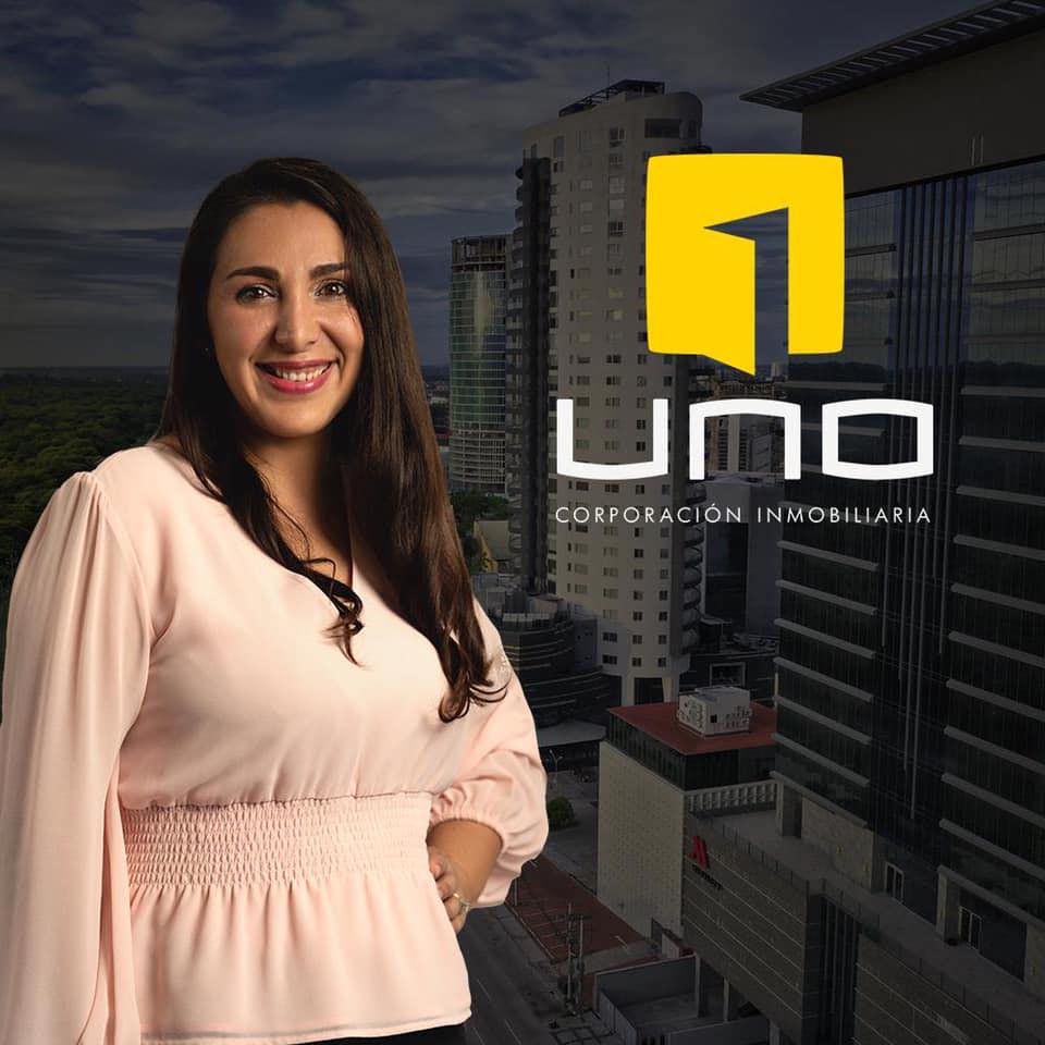Arlette Flores UNO Corporación Inmobiliaria 