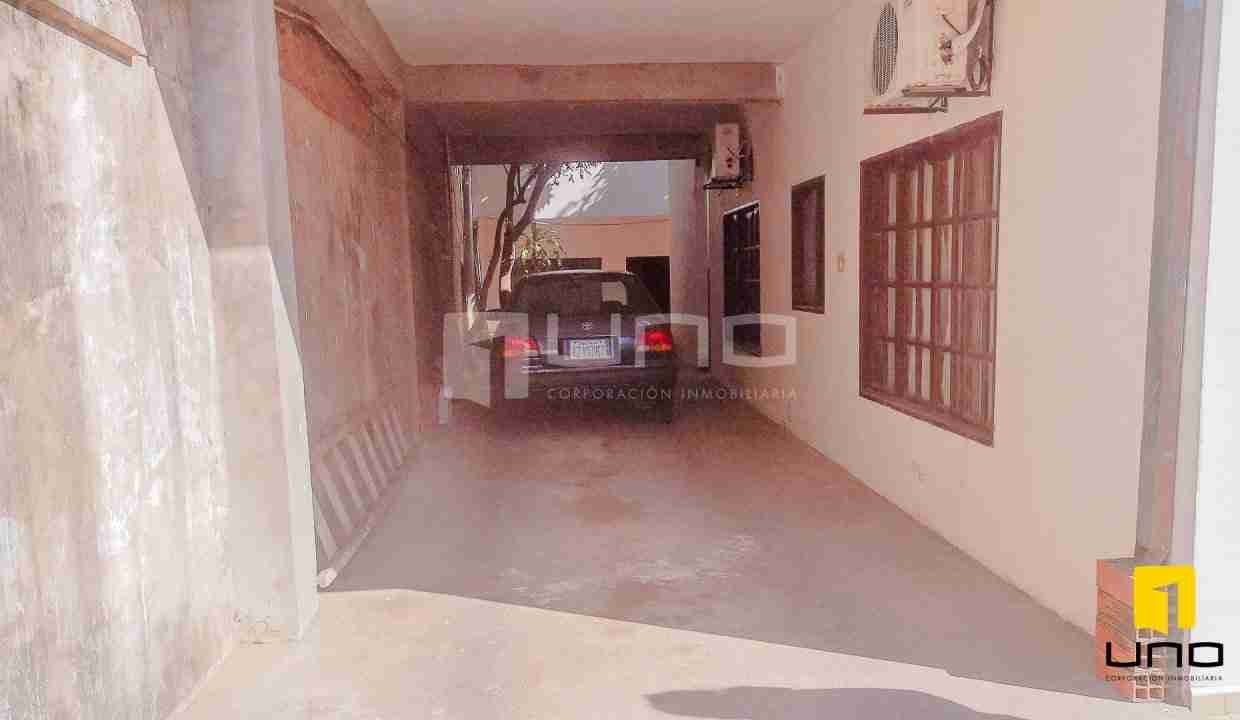 ZONA HIPERMAXI SUR VENDO CASA PARA INVERSIONISTA